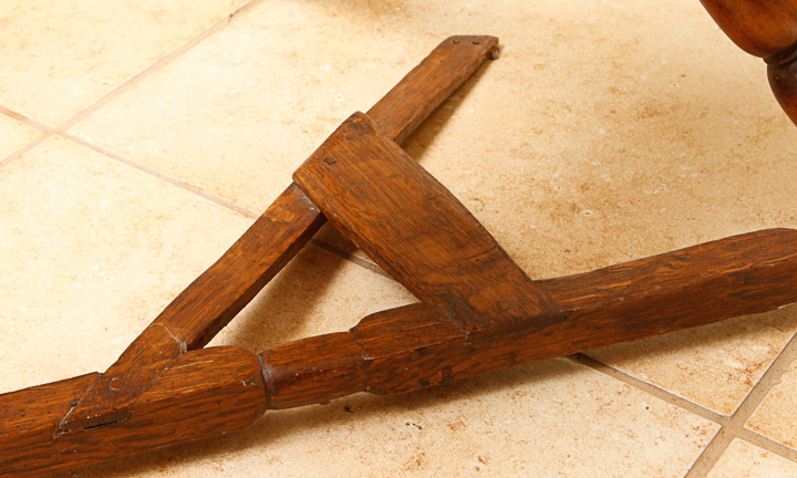 Vintage Oak Spinning Wheel