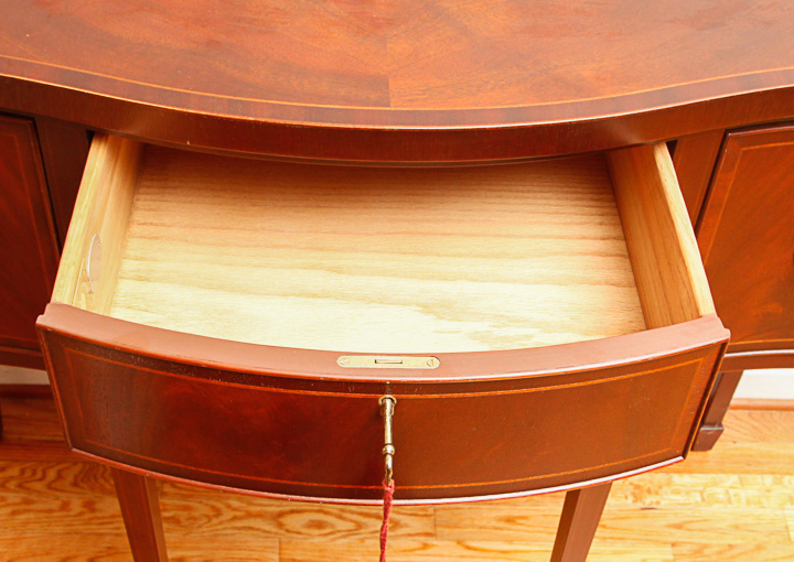 Baker Furniture "Historic Charleston" Mahogany Console Table