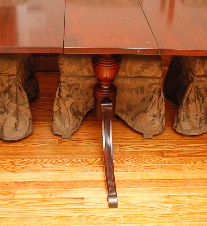 Duncan Phyfe Style Dining Table With Parson Chairs