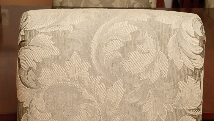 Duncan Phyfe Style Dining Table With Parson Chairs