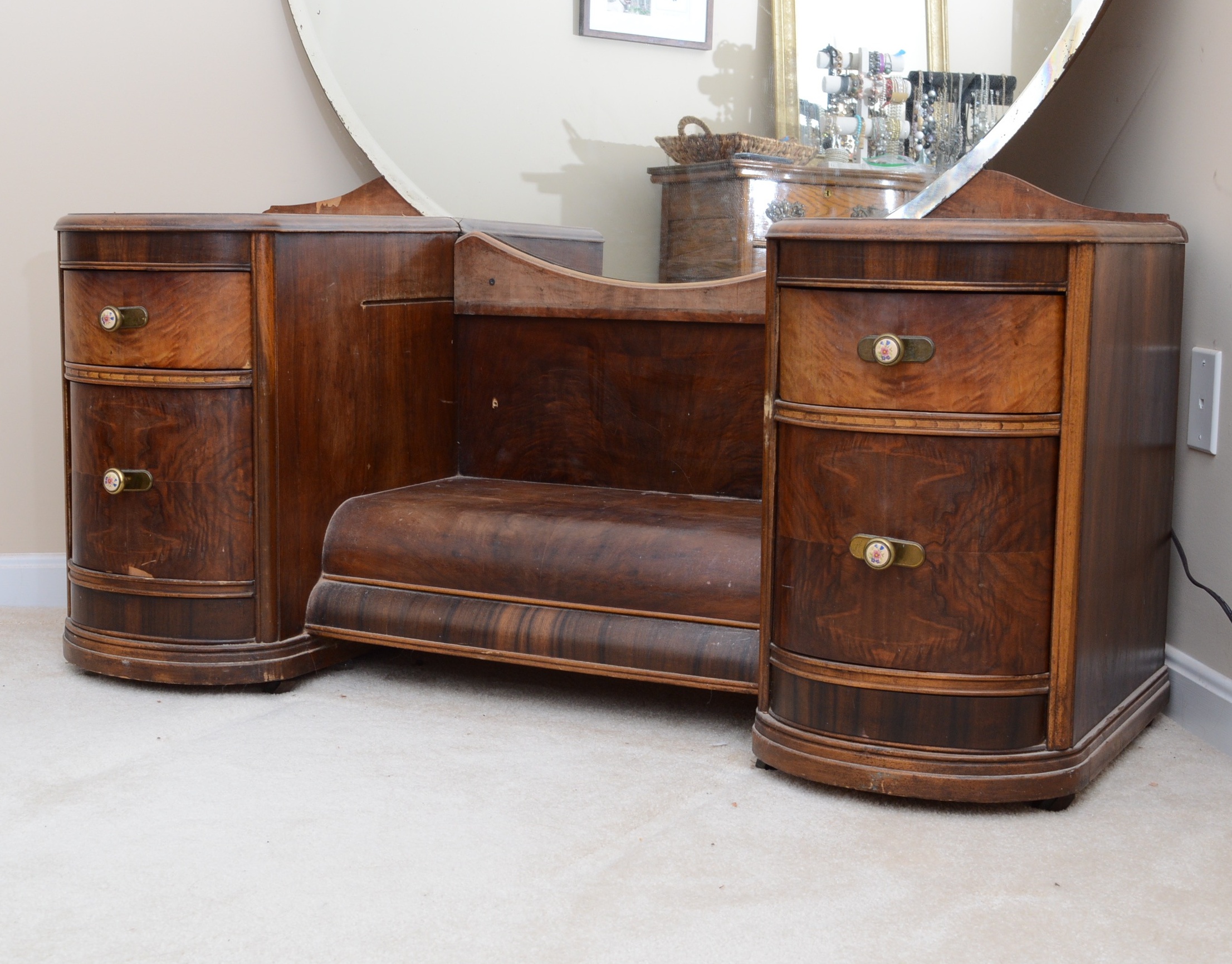 Art Deco Waterfall Vanity with Mirror