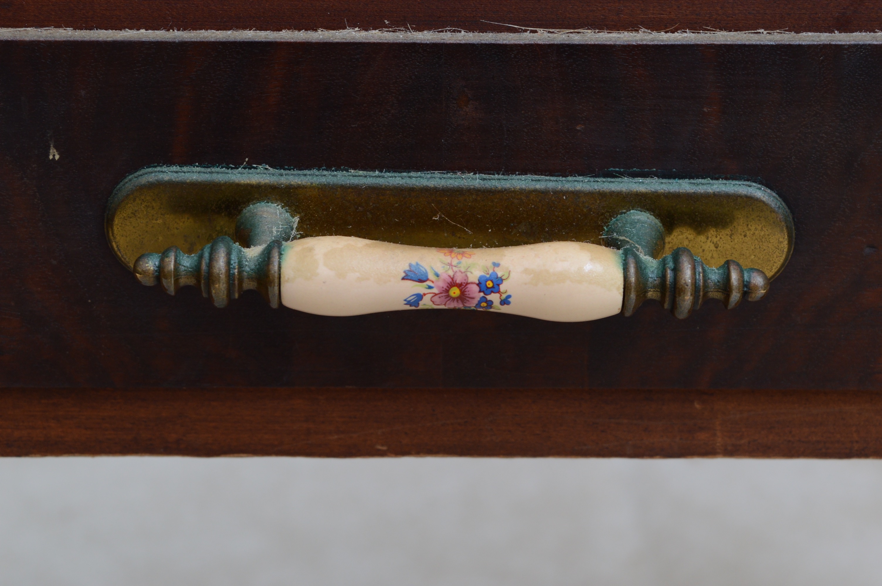 Art Deco Waterfall Vanity with Mirror