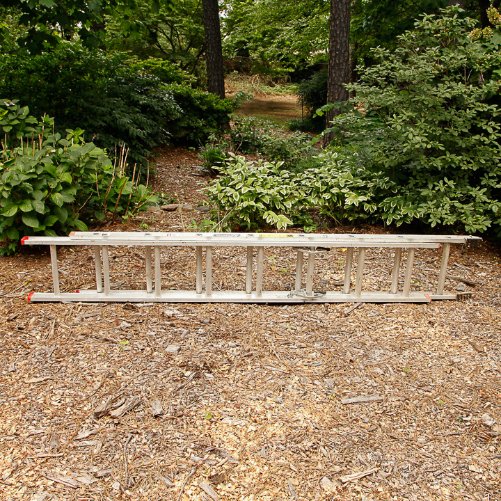 Louisville 16' Outdoor Step Ladder