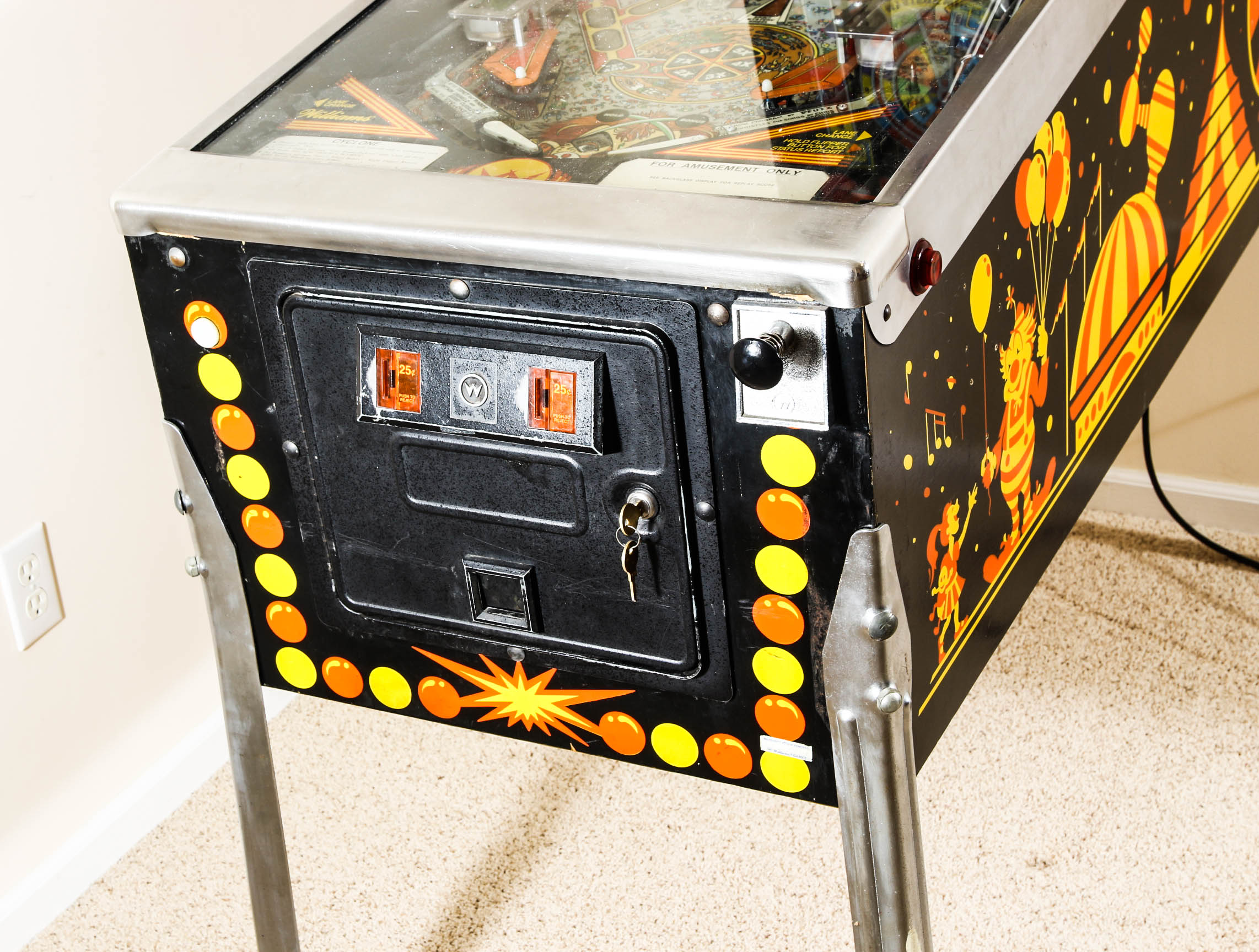 Vintage 1988 Williams "Cyclone" Pinball Machine