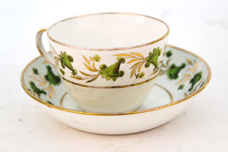 Wedgwood "Wild Strawberry" Tureen and Antique Porcelain Trio circa 1800-15