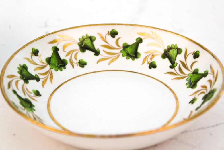 Wedgwood "Wild Strawberry" Tureen and Antique Porcelain Trio circa 1800-15