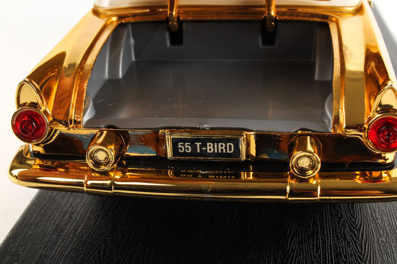 Road 1:18 Scale Die-Cast Cars