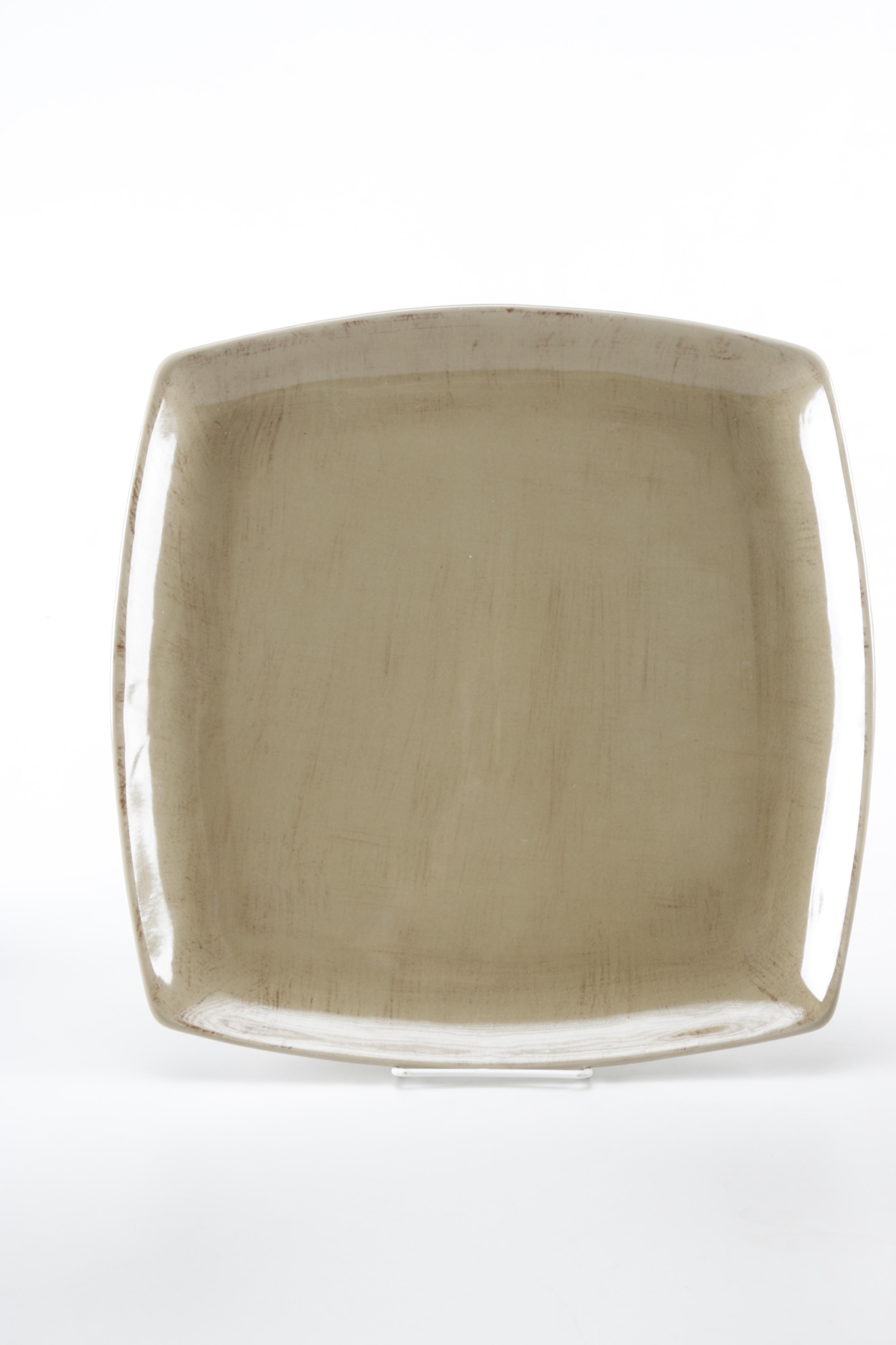 Tag Ceramic Dinnerware