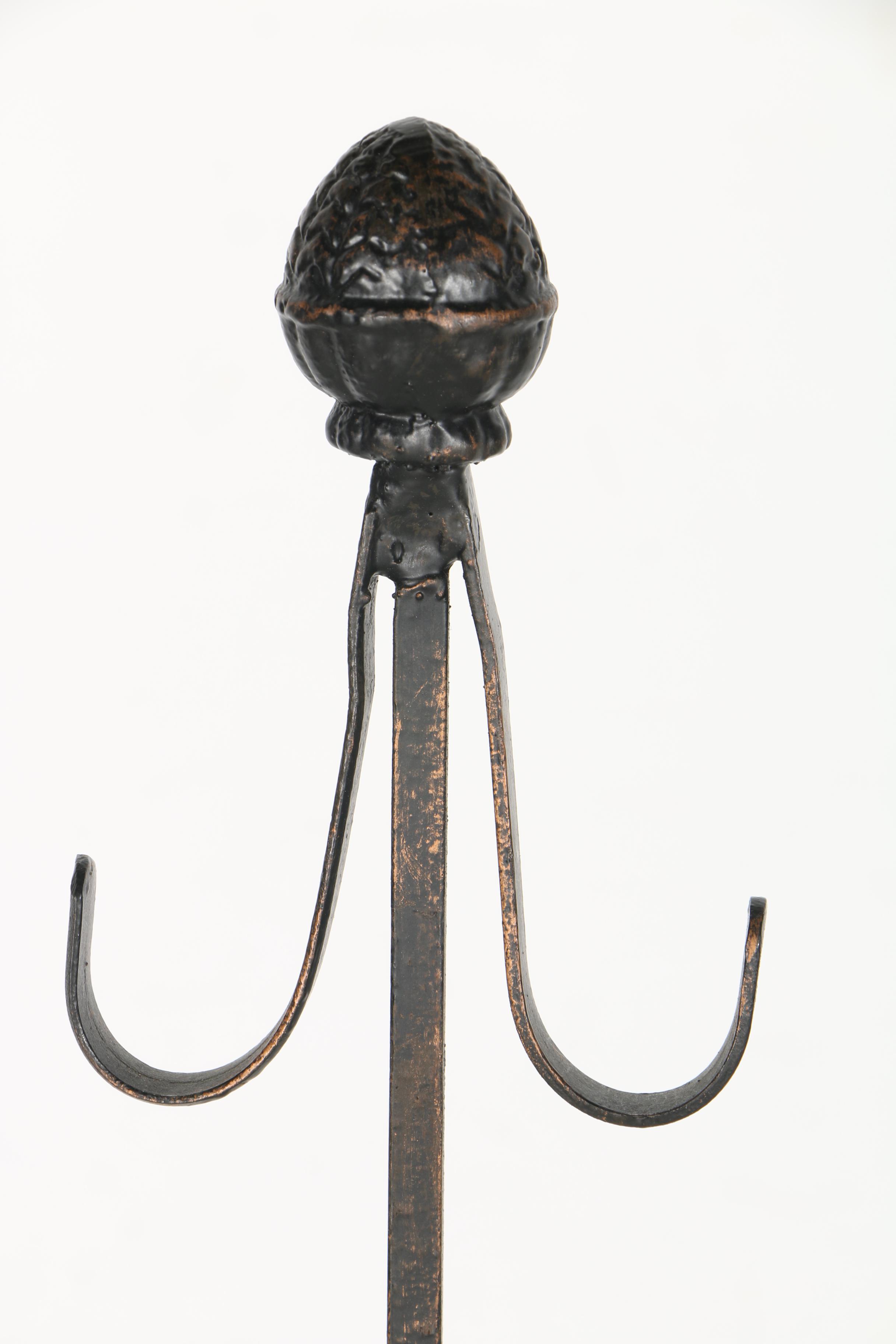 Cast Iron Adjustable Wreath Stand