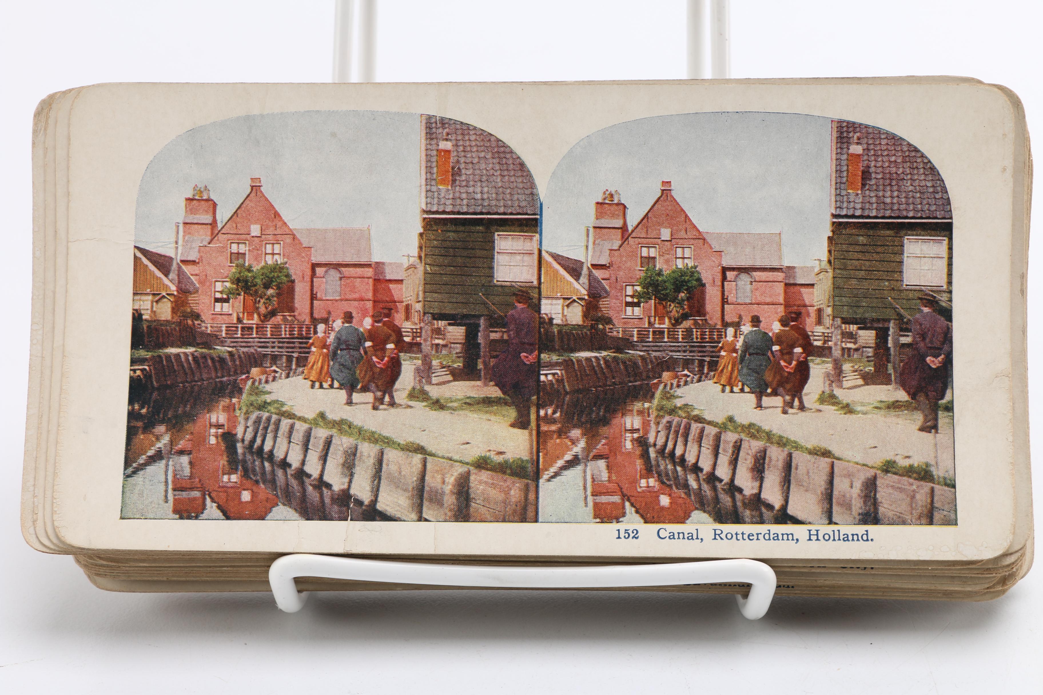 Vintage Stereoscope with Cards