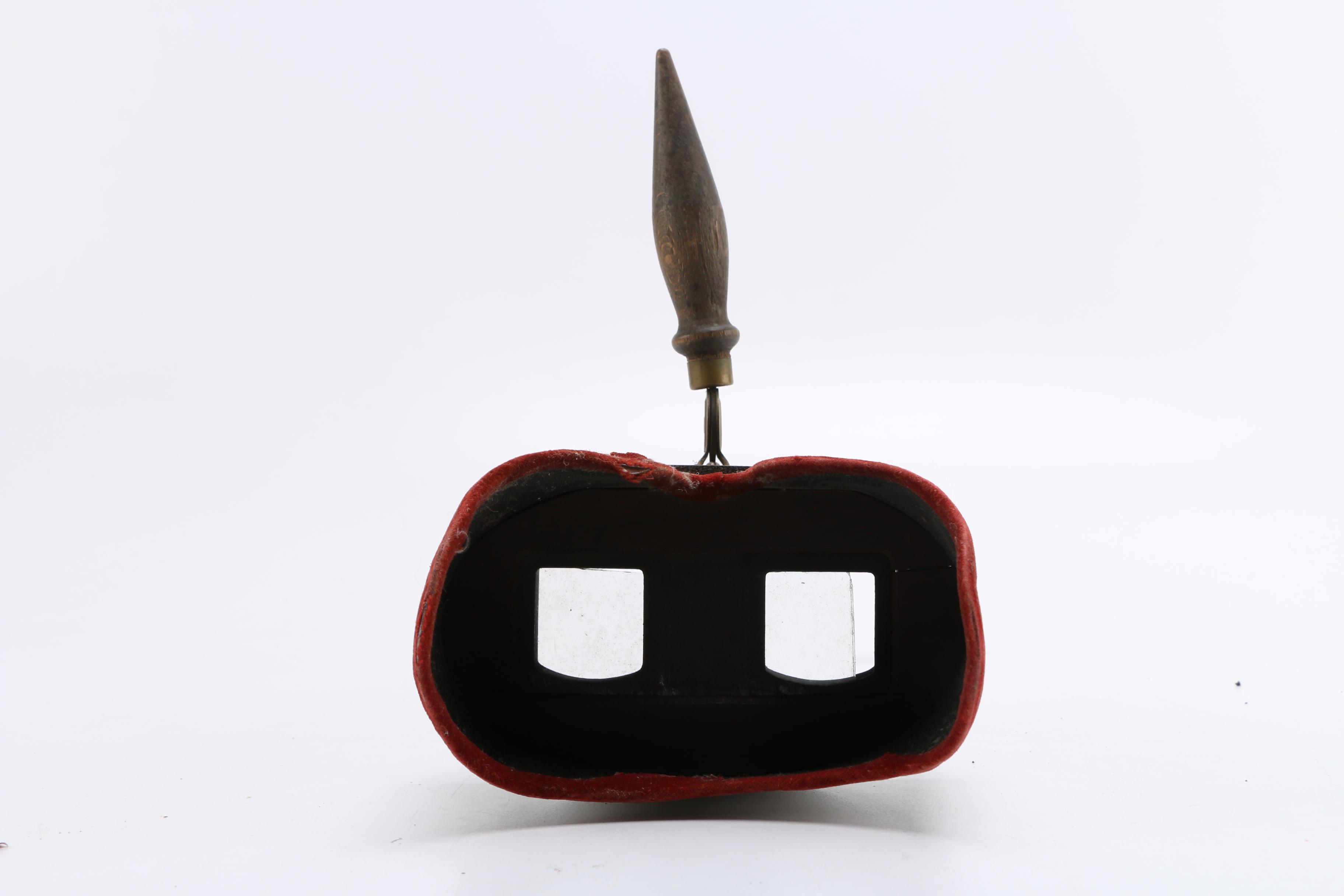 Vintage Stereoscope with Cards