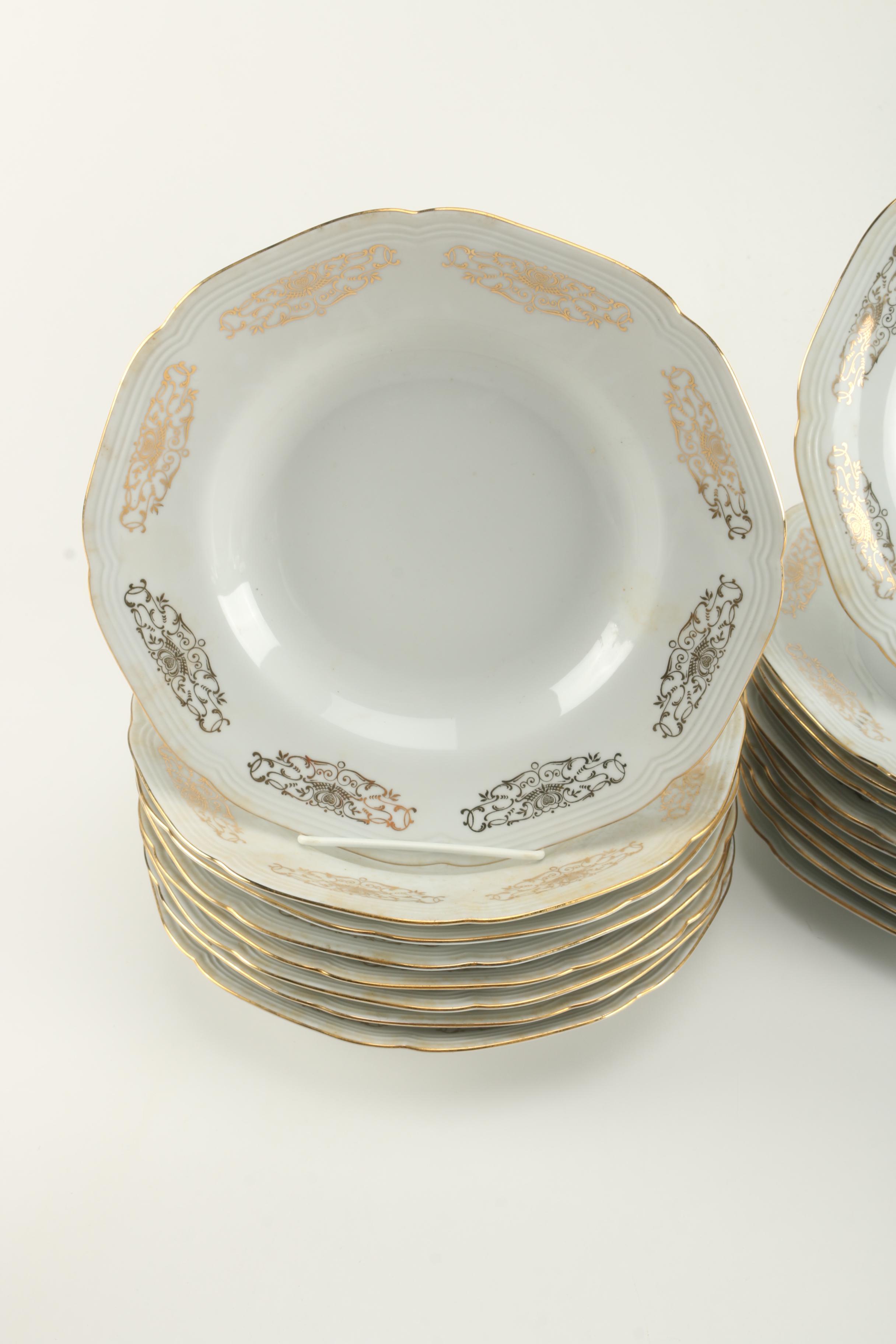 Porzellanfabrik Neuerer Qualitätsporzellan Plates