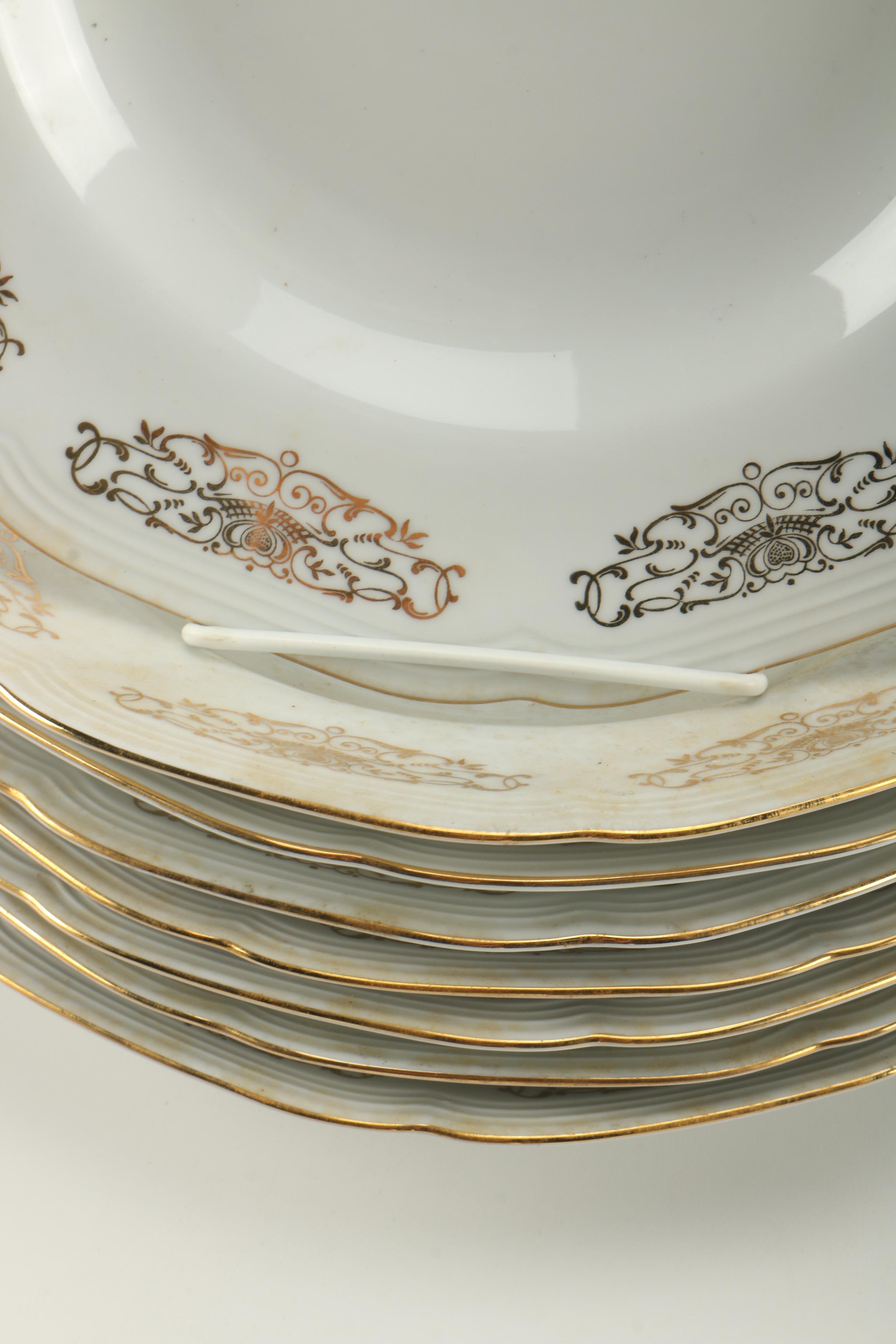 Porzellanfabrik Neuerer Qualitätsporzellan Plates