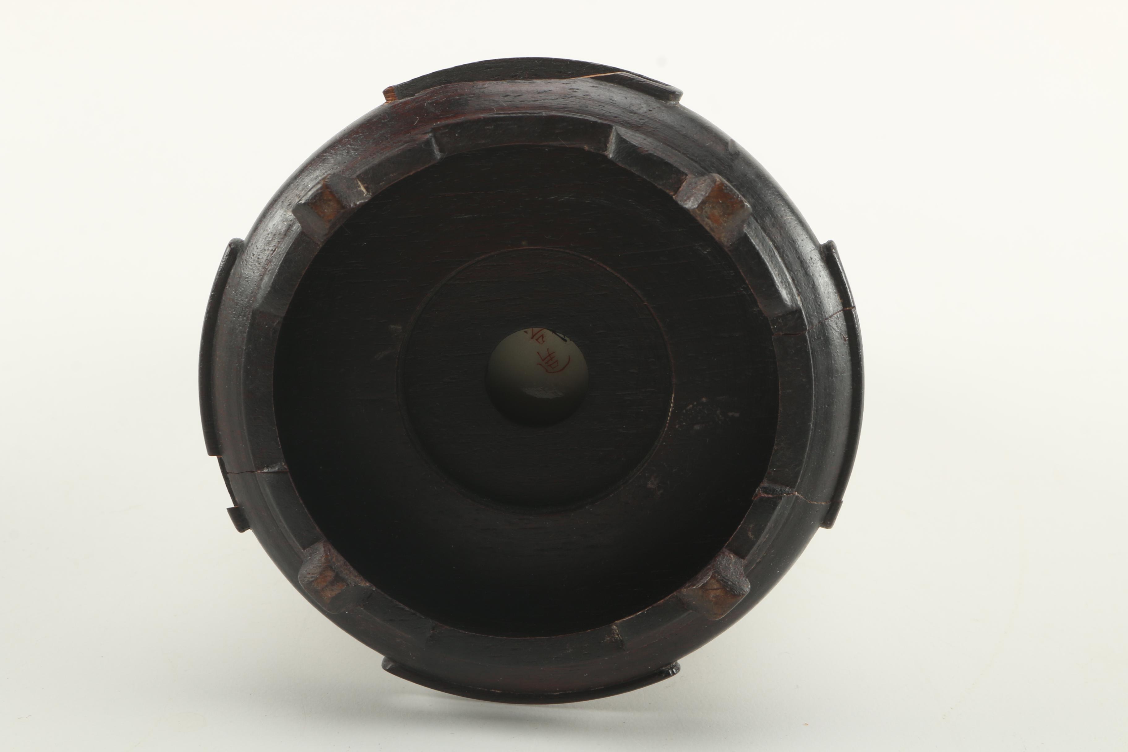 Chinese Snuff Bottles with Japanese Lighter