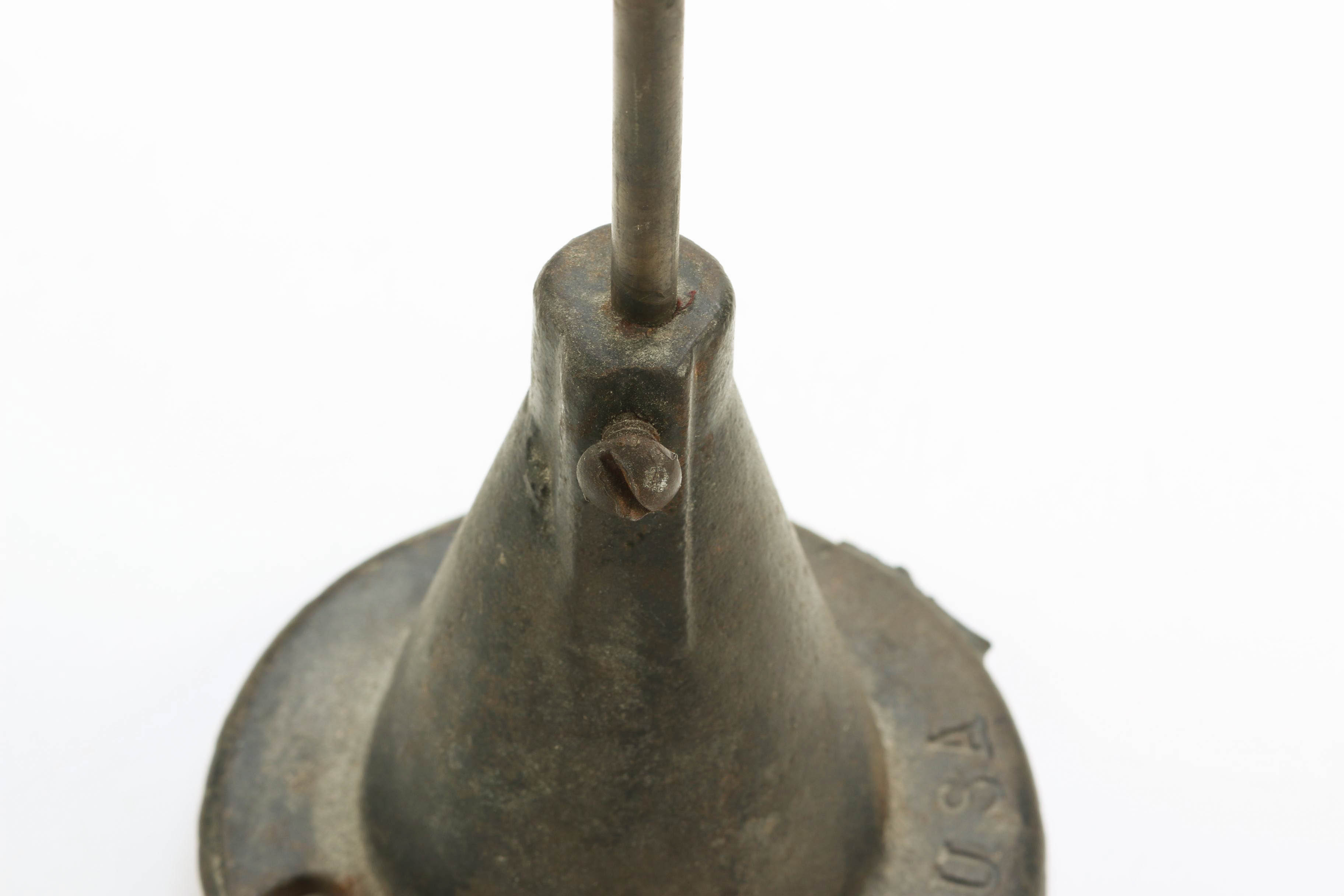 Cast Iron Double Thread Holder