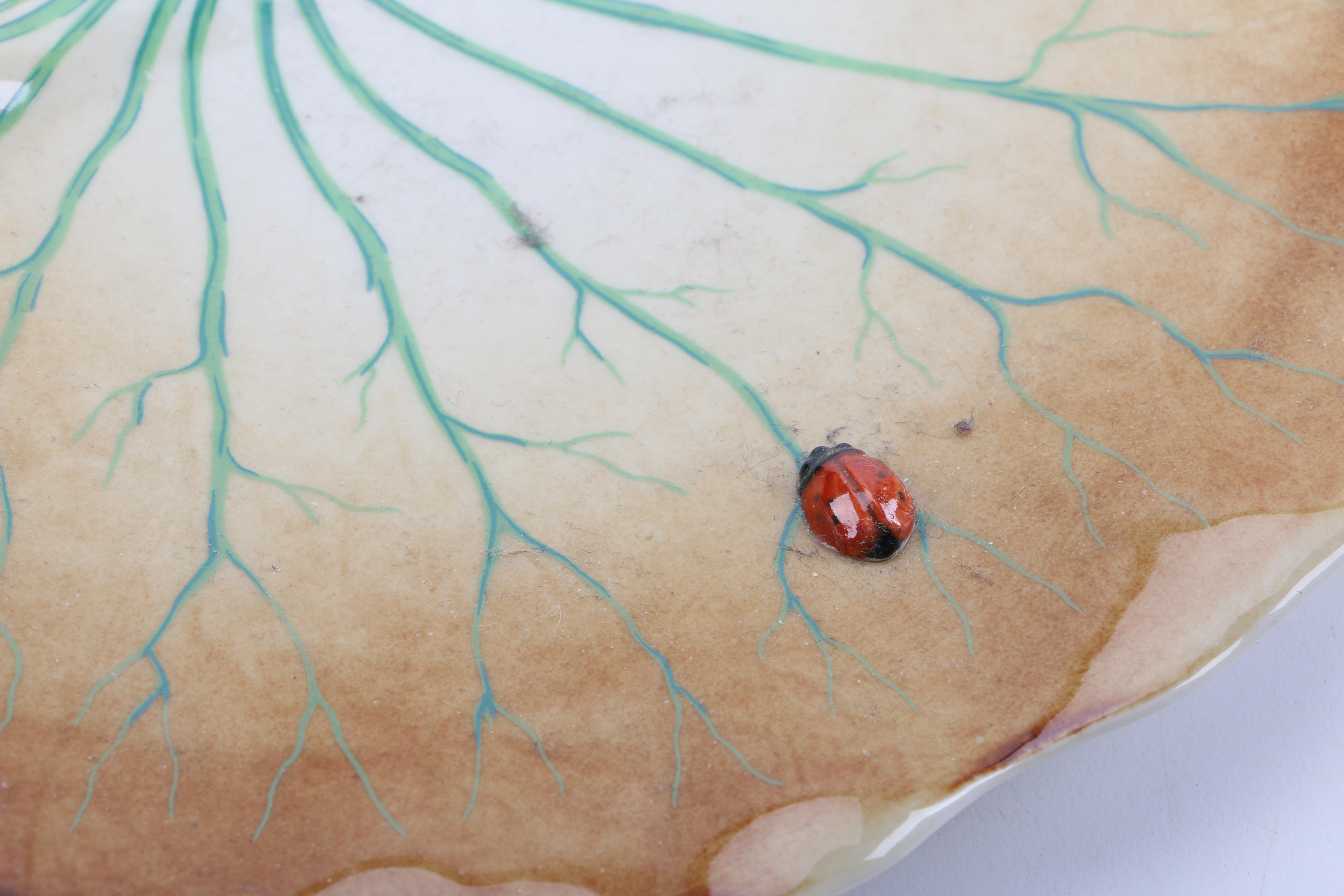 Mangani "Port Royal" Lily Pad Decorative Tray