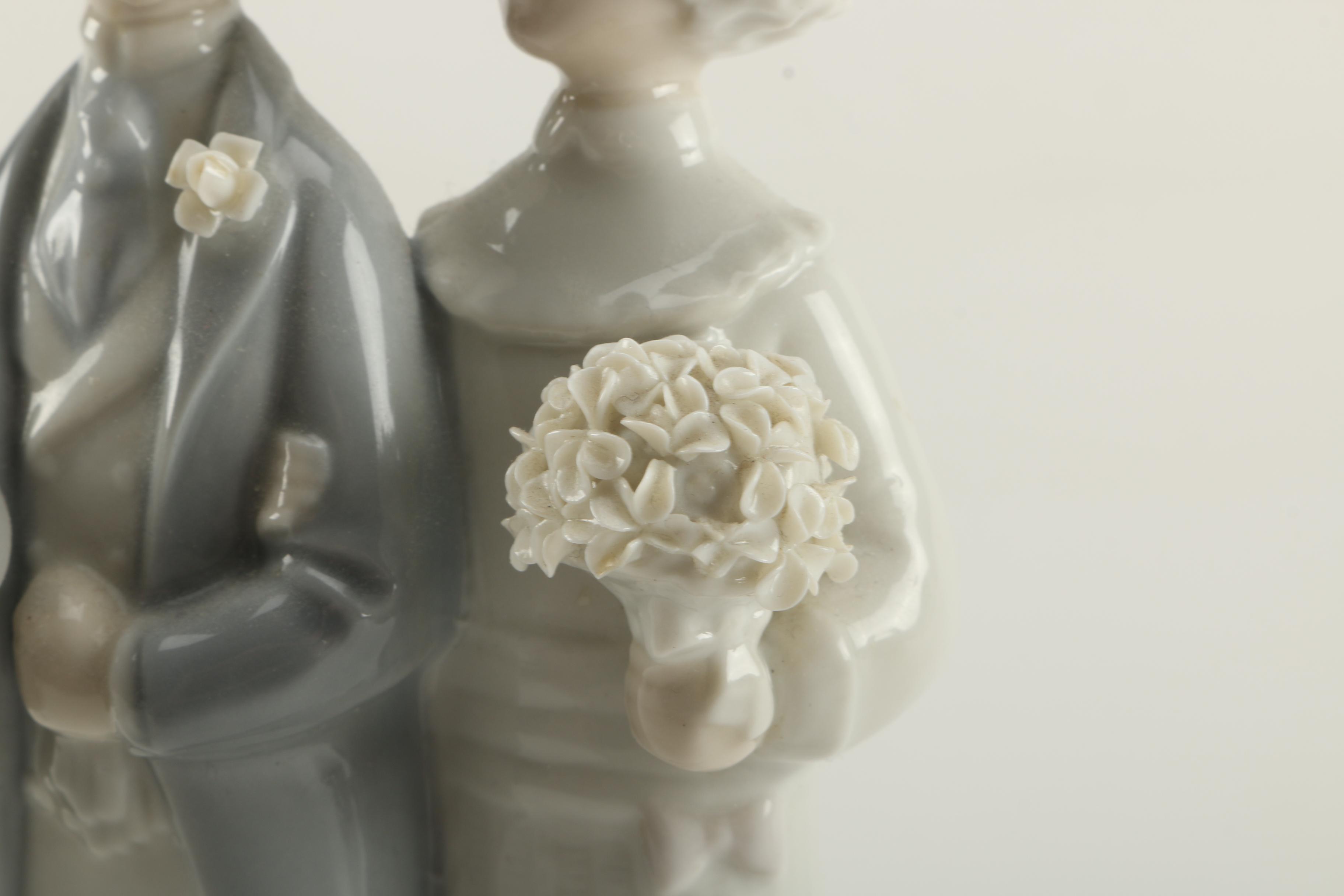 Lladró  "Wedding" Figurine