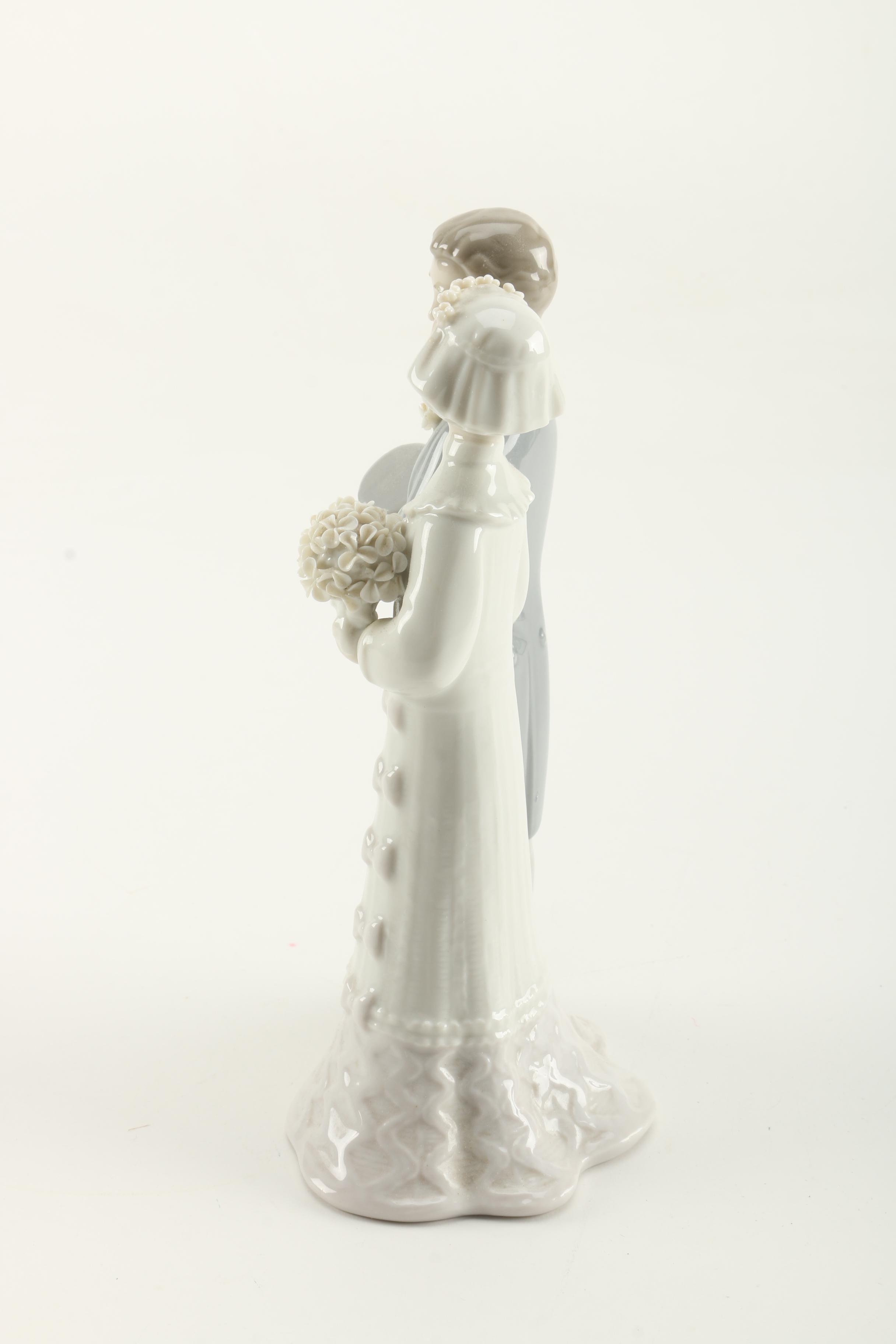 Lladró  "Wedding" Figurine