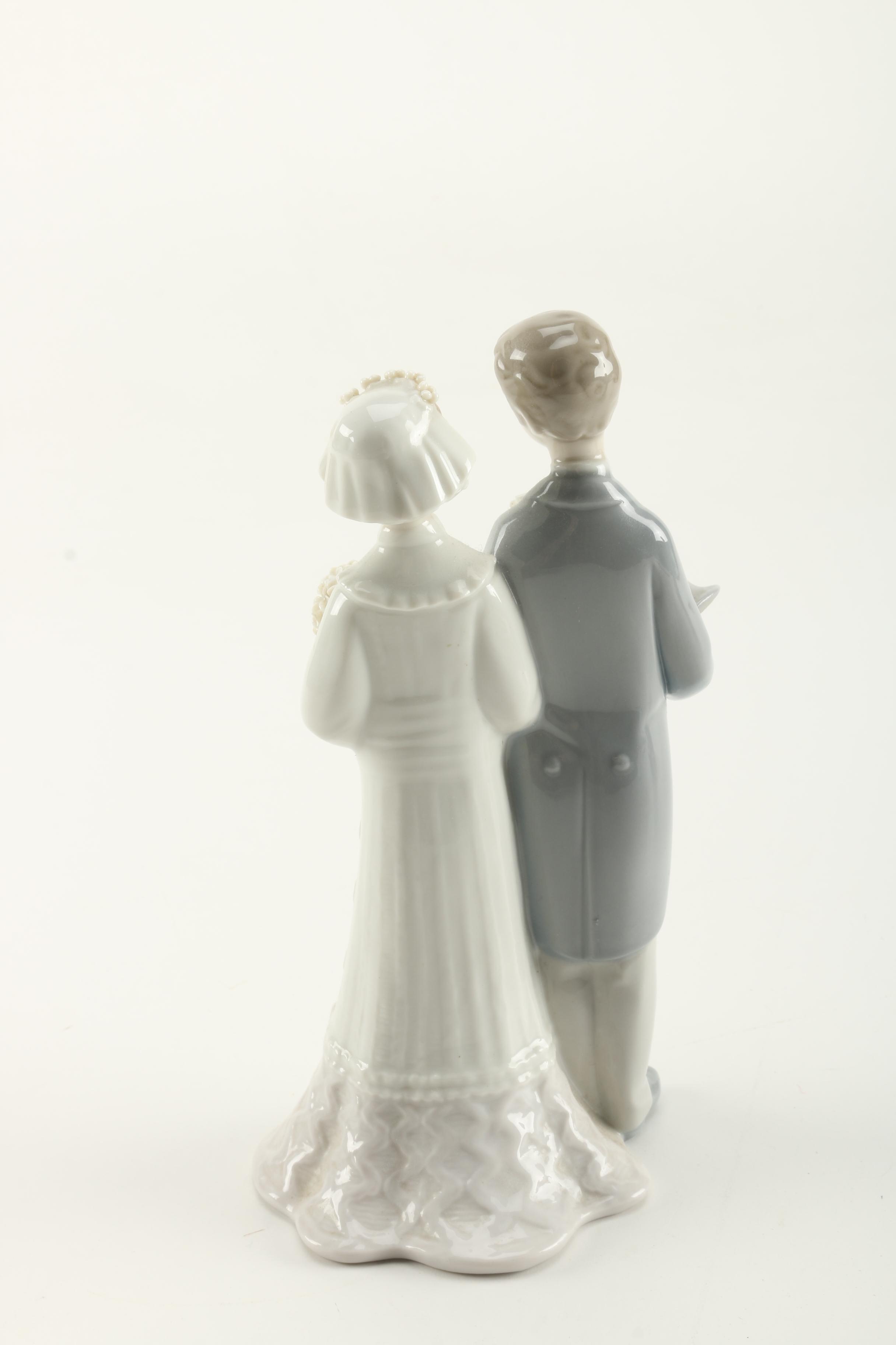 Lladró  "Wedding" Figurine