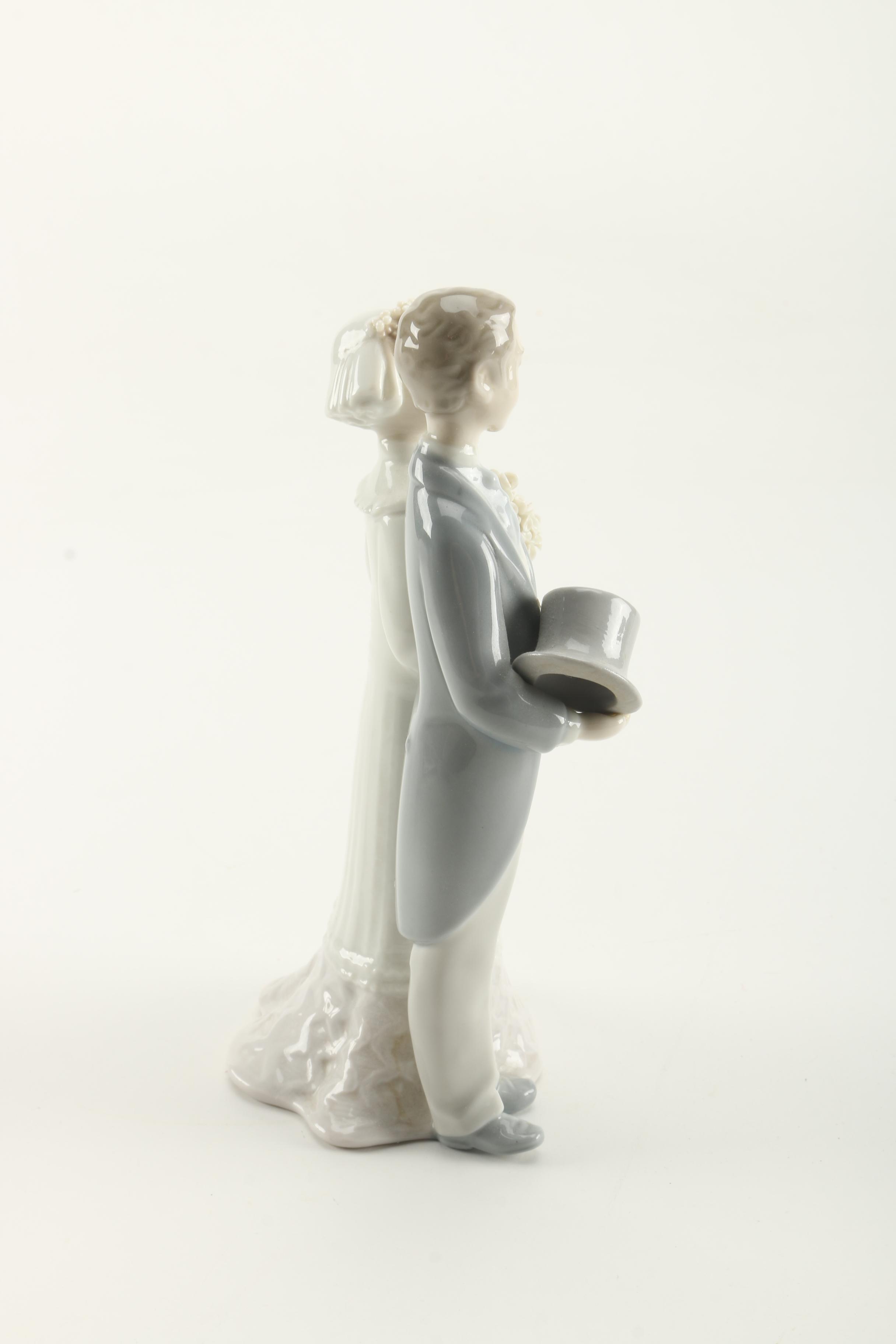 Lladró  "Wedding" Figurine
