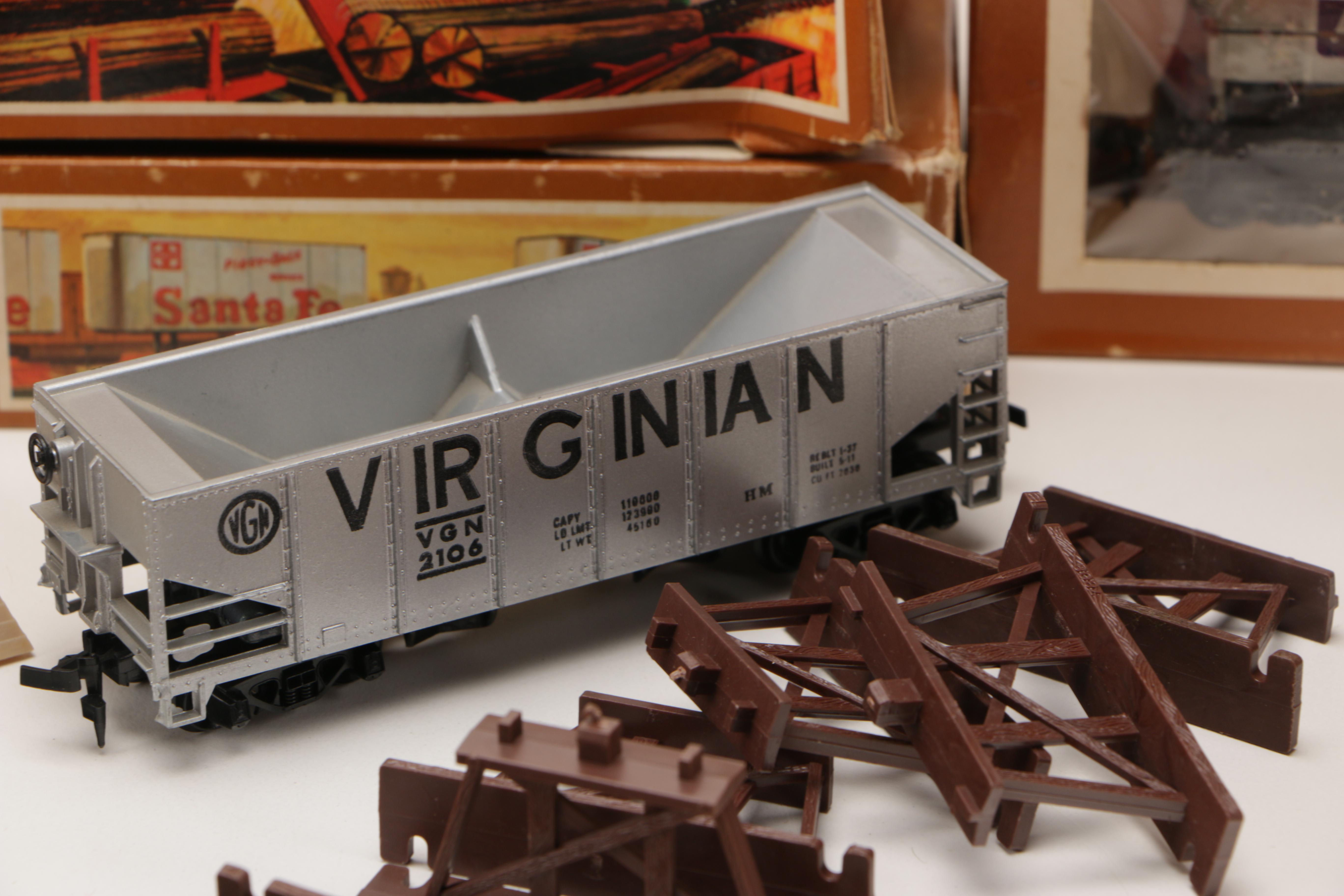 1970s Tyco Model Train Cars and Accessories