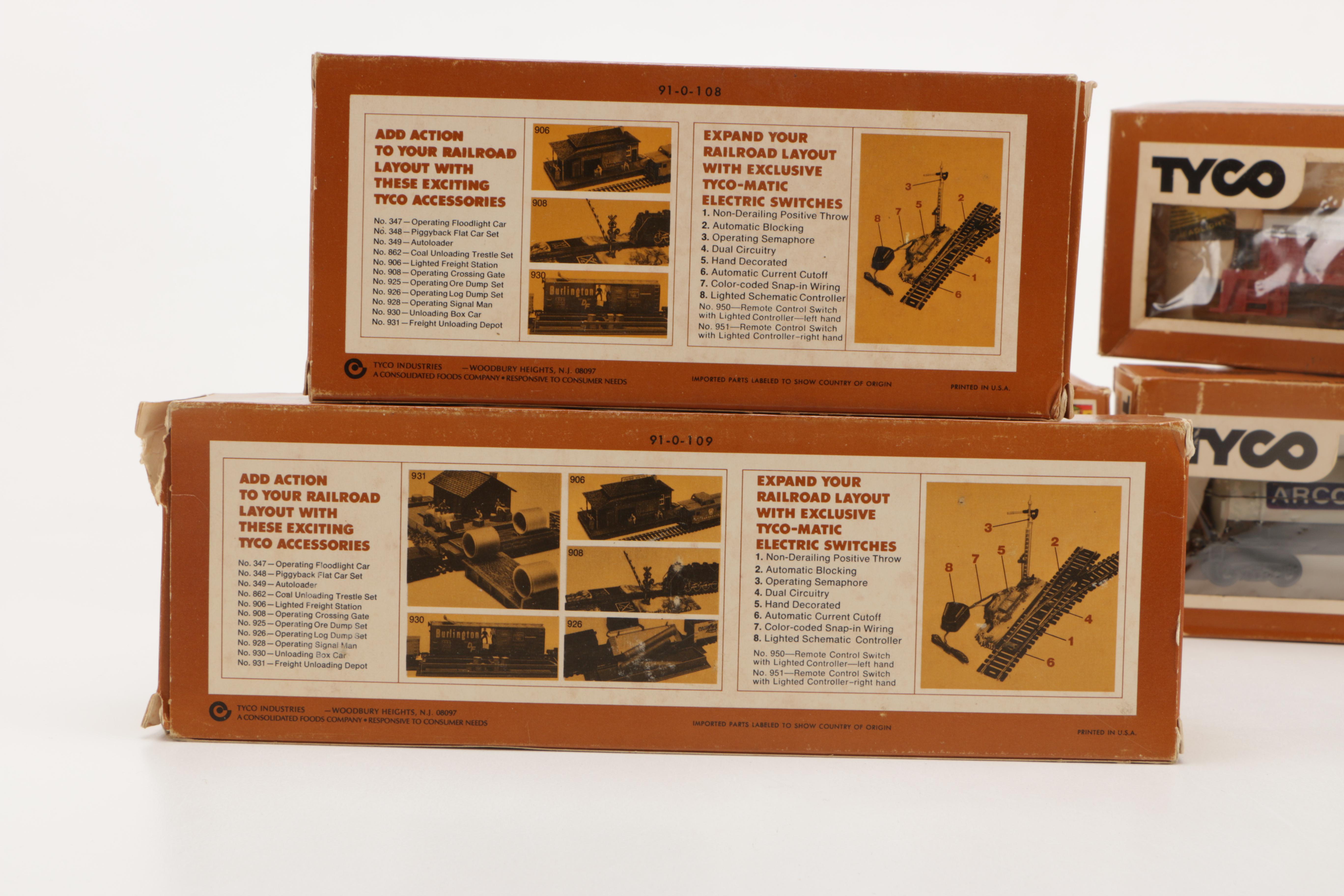 1970s Tyco Model Train Cars and Accessories