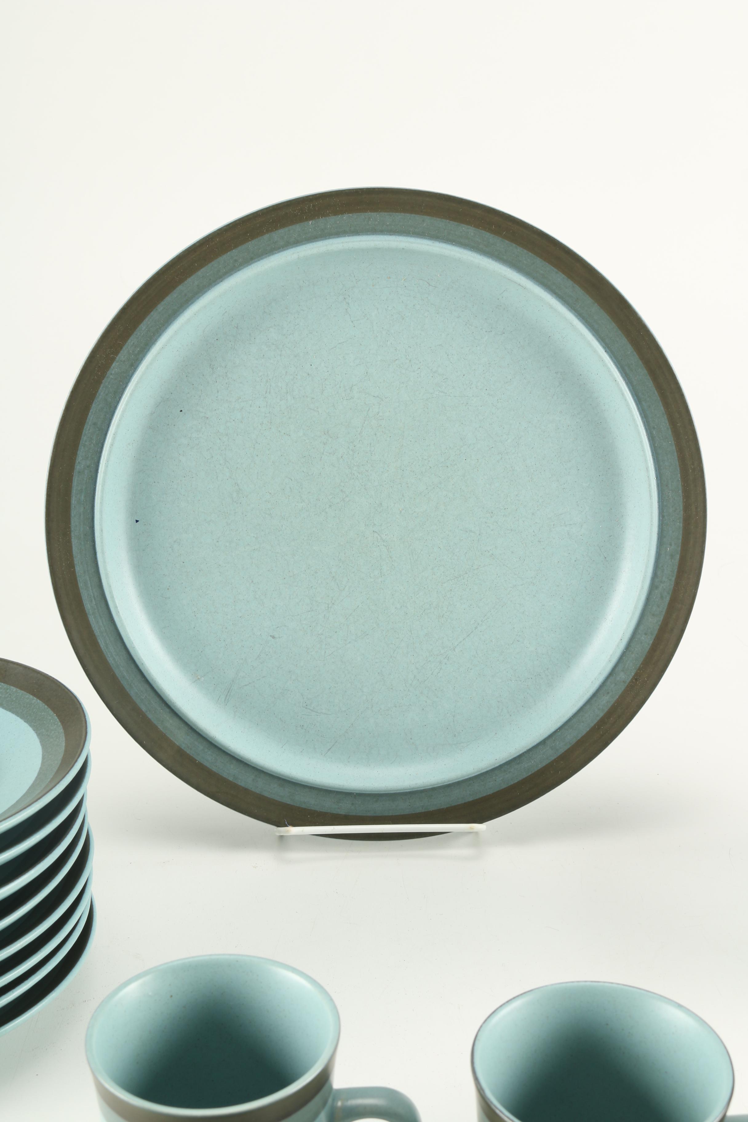 Arrowstone "Navajo Blue" Tableware