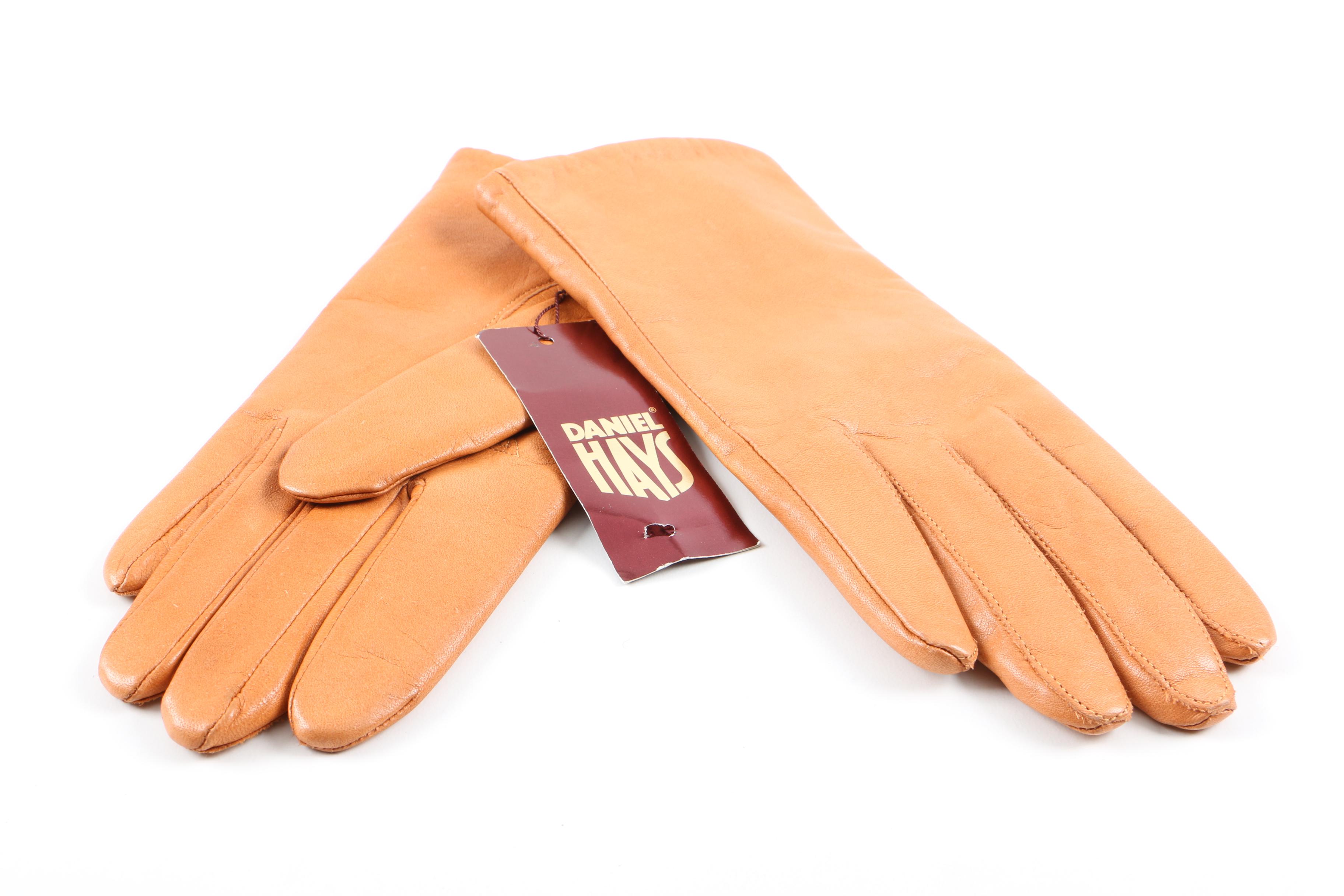 Women's Straw Hat and Gloves