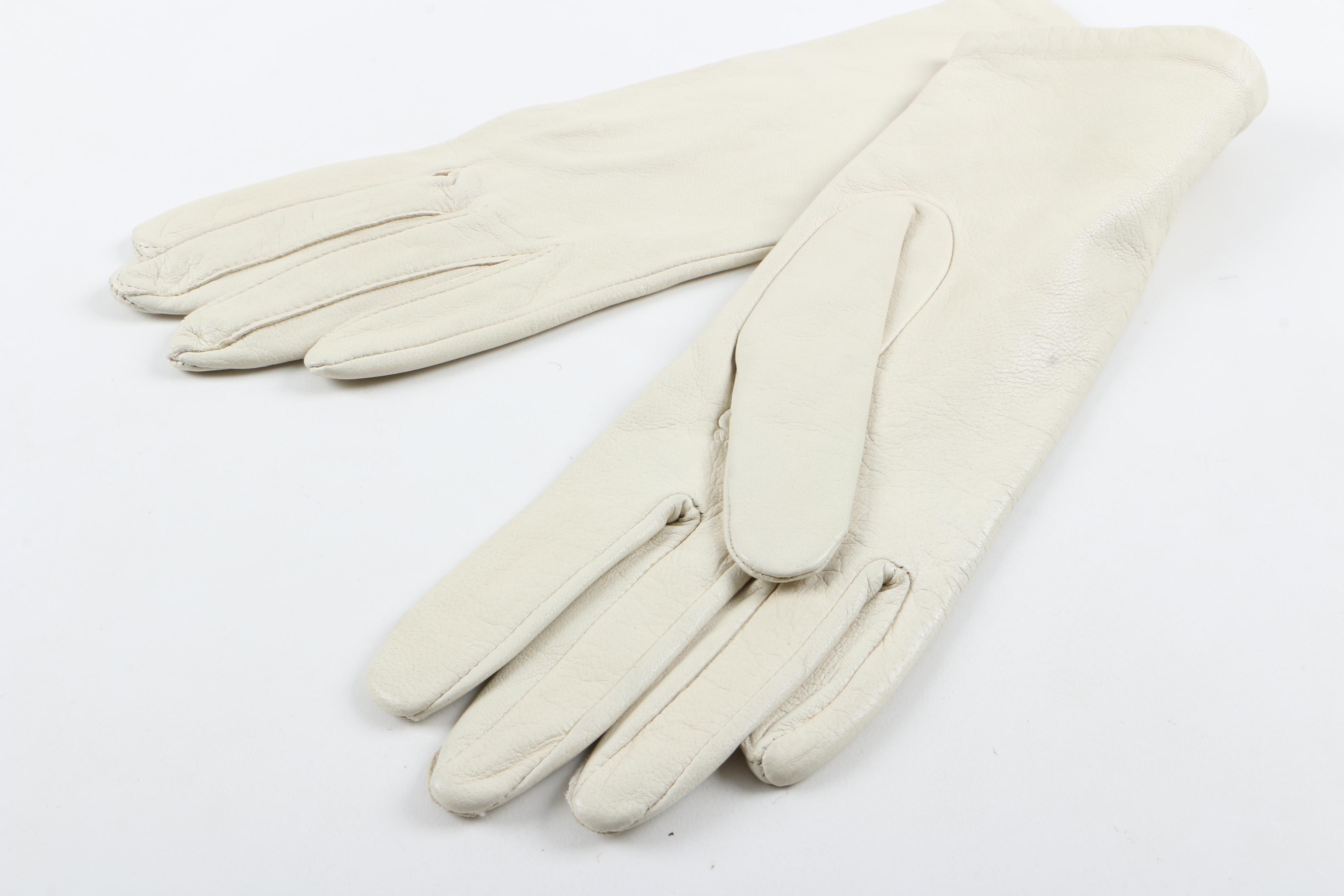 Women's Straw Hat and Gloves