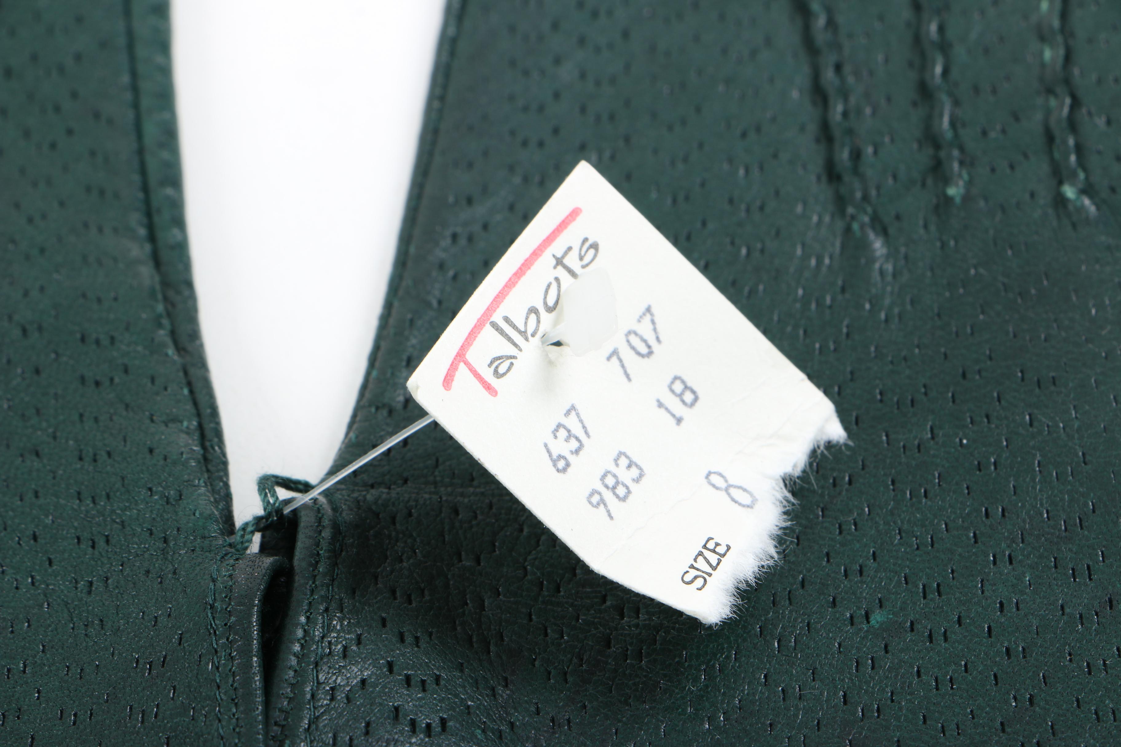 Women's Straw Hat and Gloves