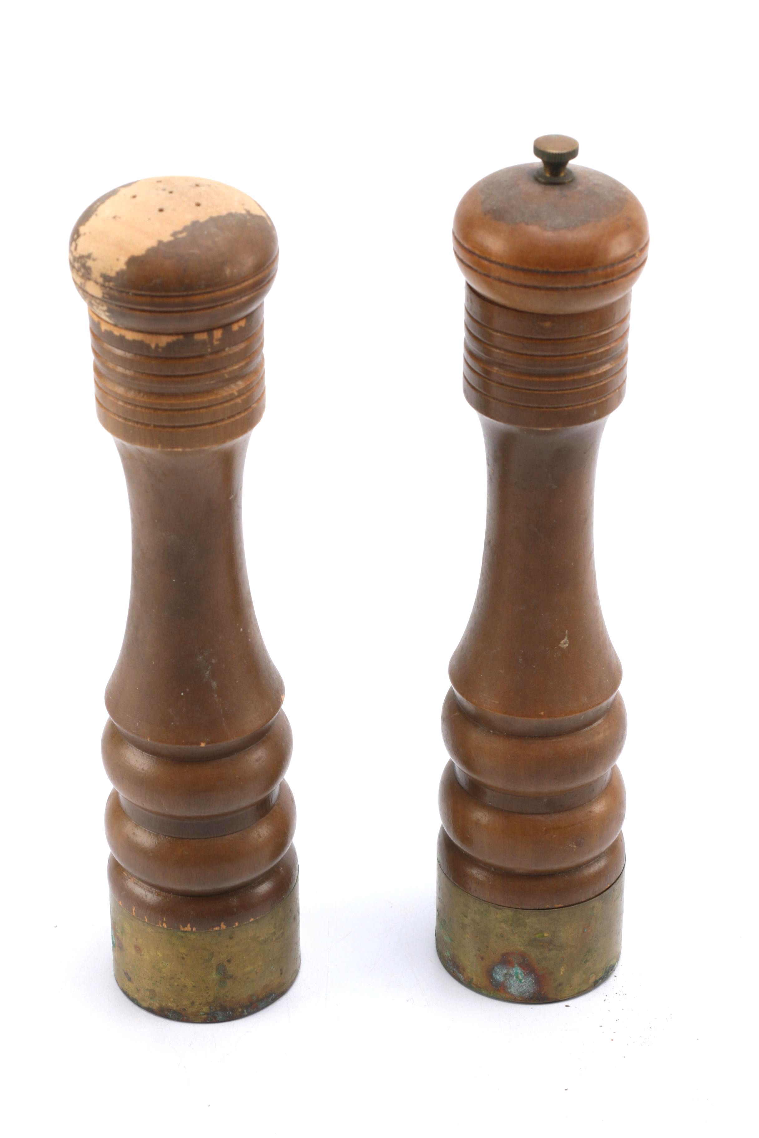 Carved Wooden Tableware