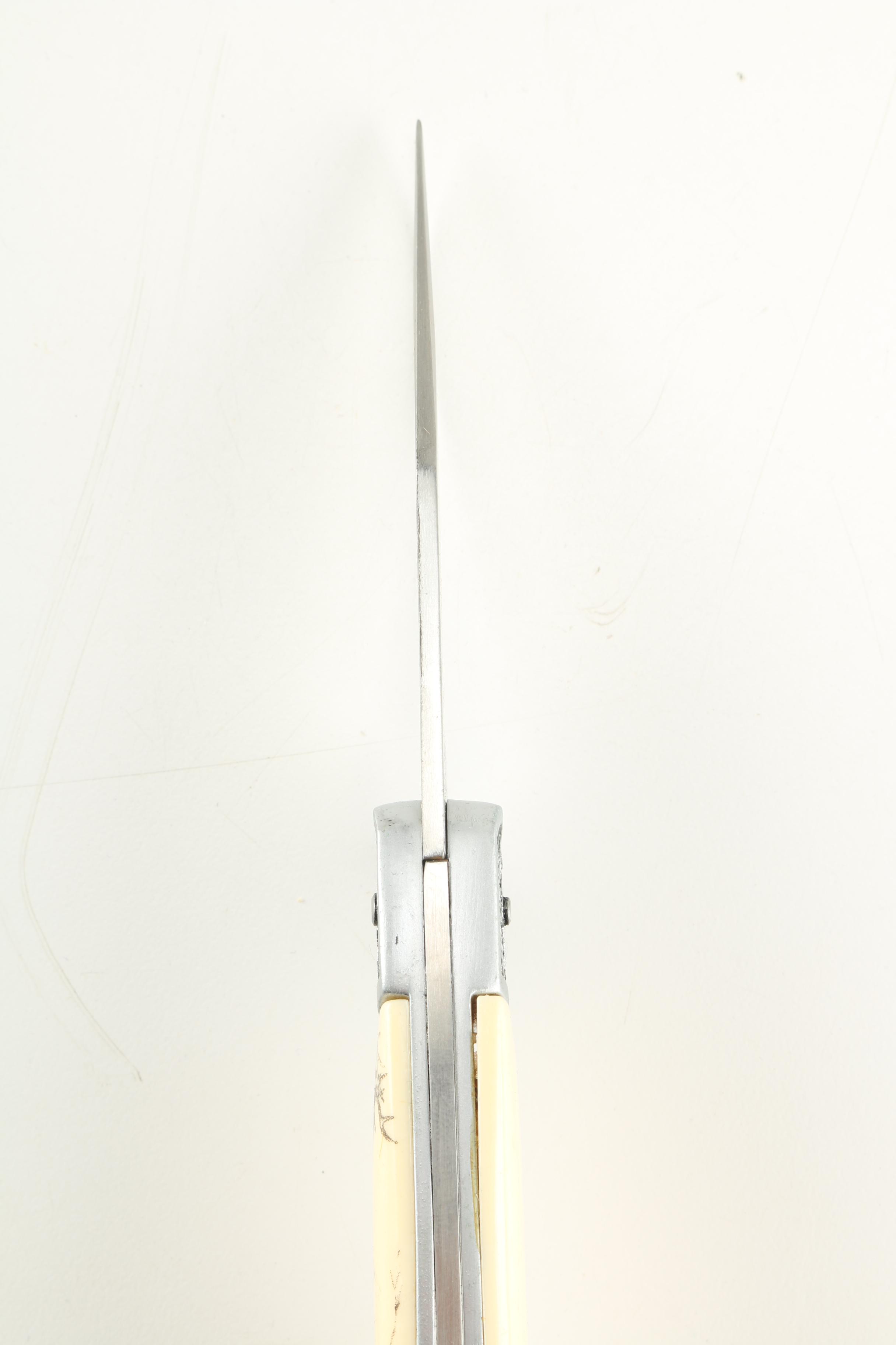 Fury Collectibles Folding Knife in Case