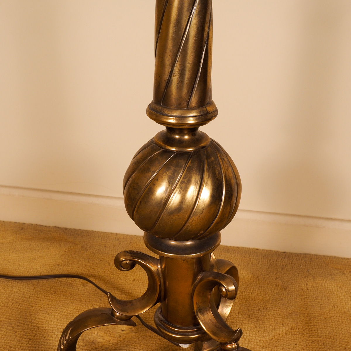 Brass Tone Table Lamp