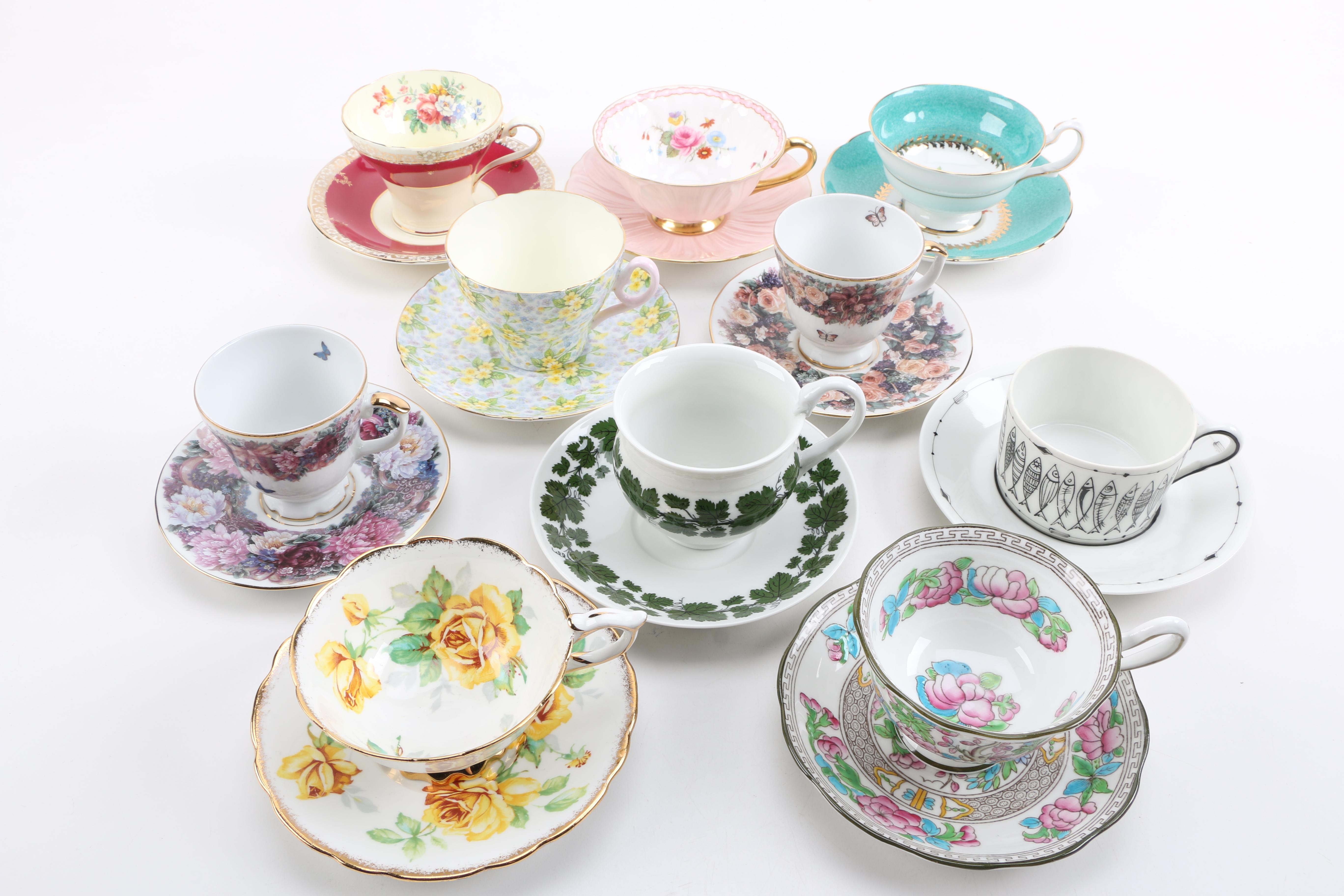 Porcelain Teacups with Saucers Featuring Meissen "Green Ivy Leaf"