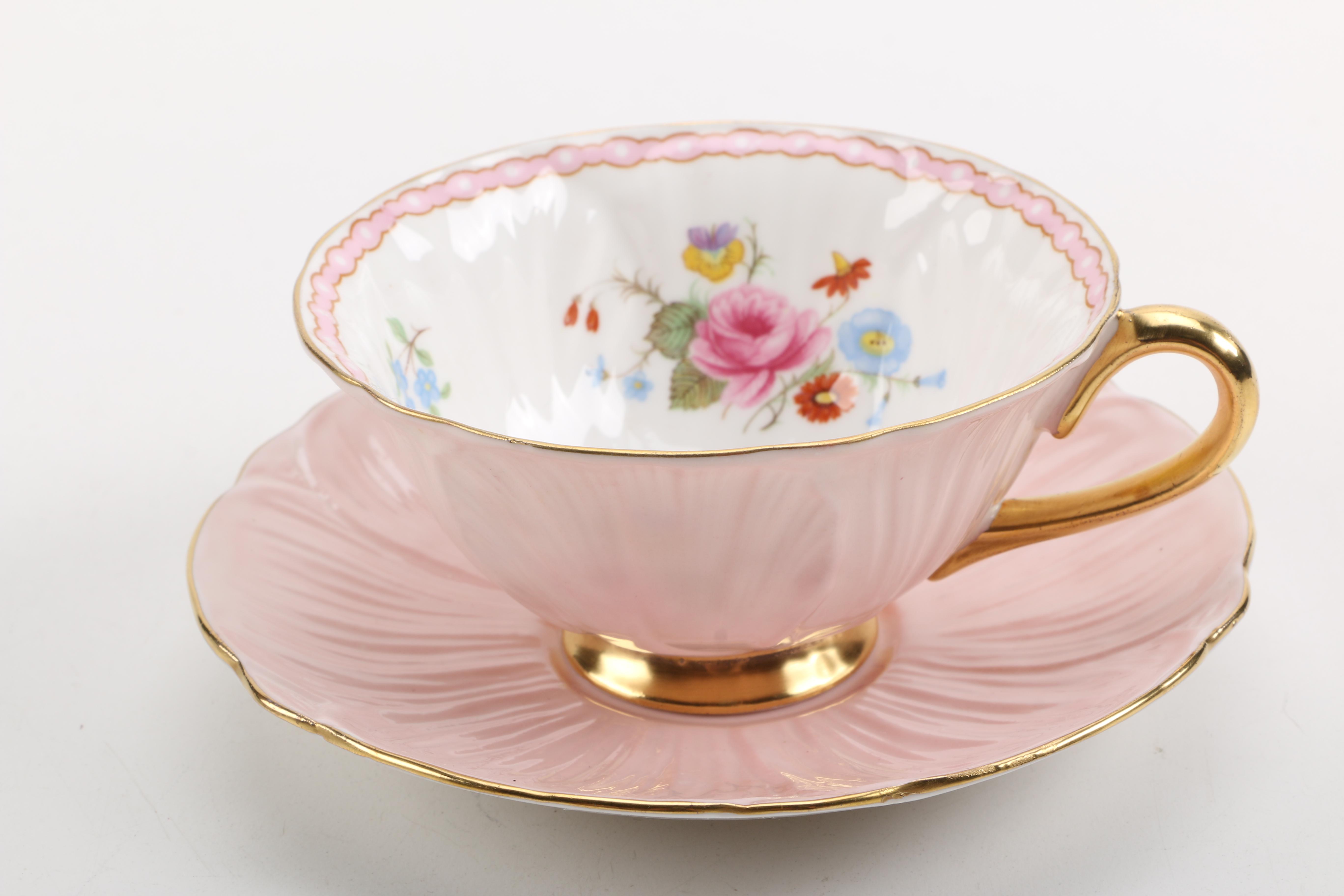 Porcelain Teacups with Saucers Featuring Meissen "Green Ivy Leaf"