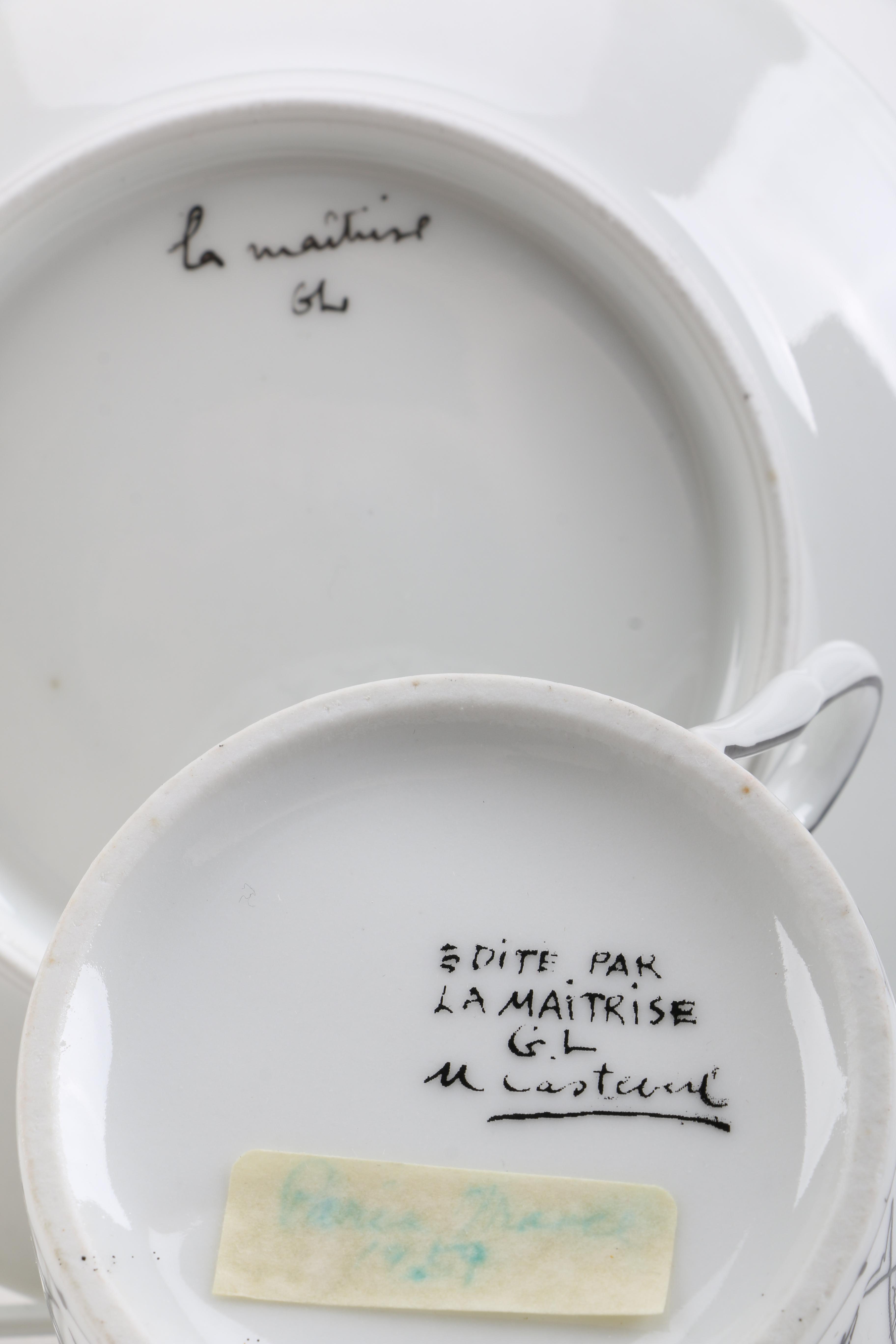 Porcelain Teacups with Saucers Featuring Meissen "Green Ivy Leaf"