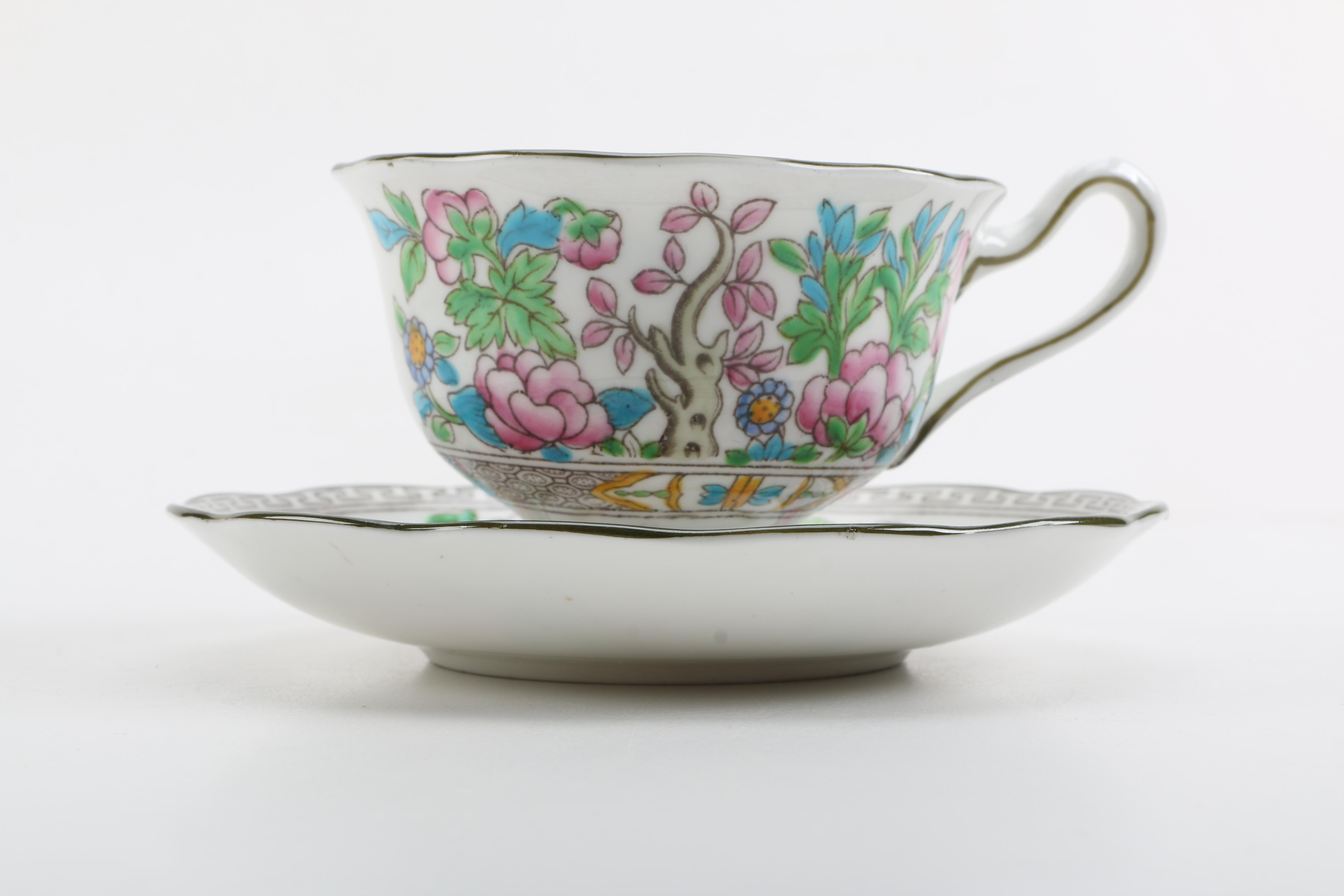 Porcelain Teacups with Saucers Featuring Meissen "Green Ivy Leaf"