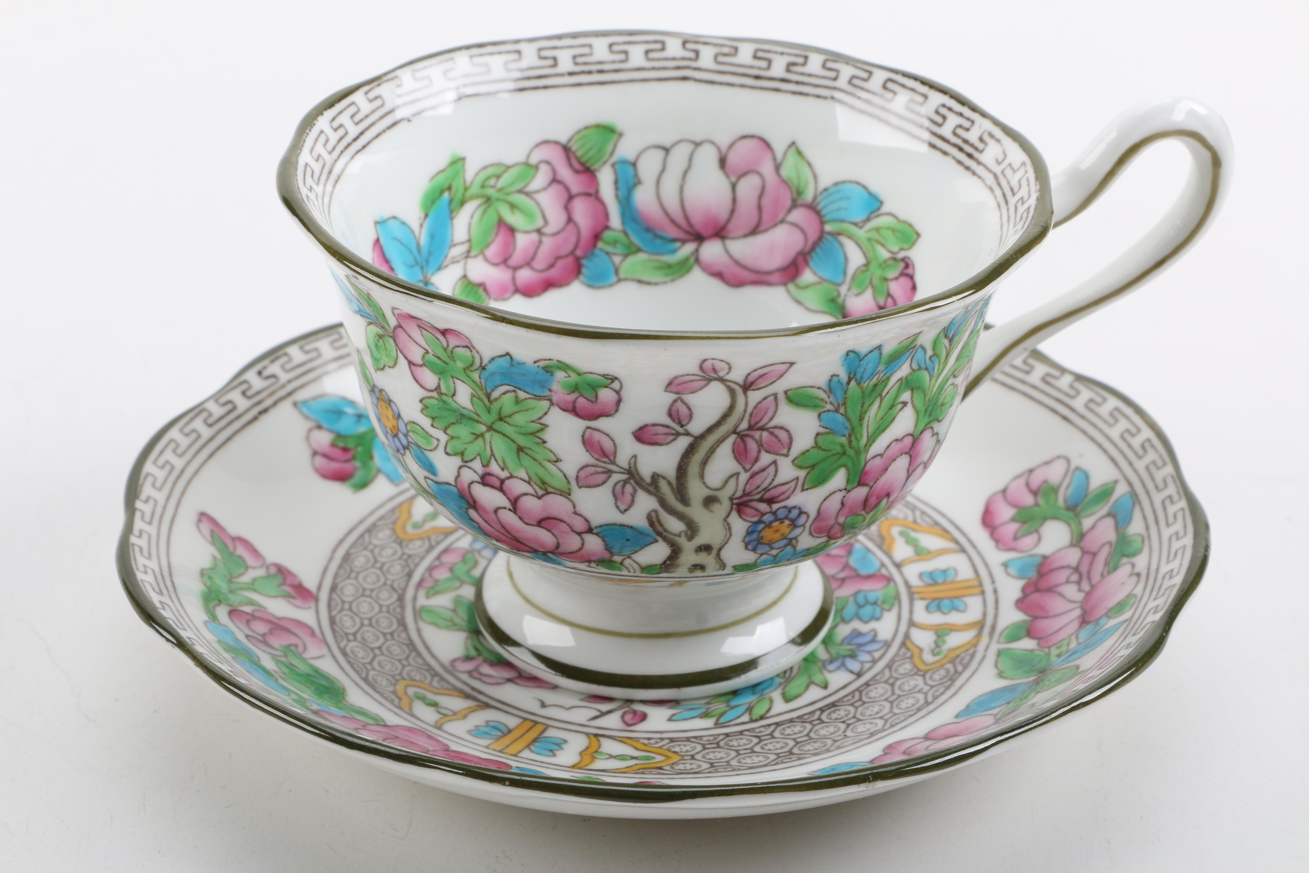 Porcelain Teacups with Saucers Featuring Meissen "Green Ivy Leaf"