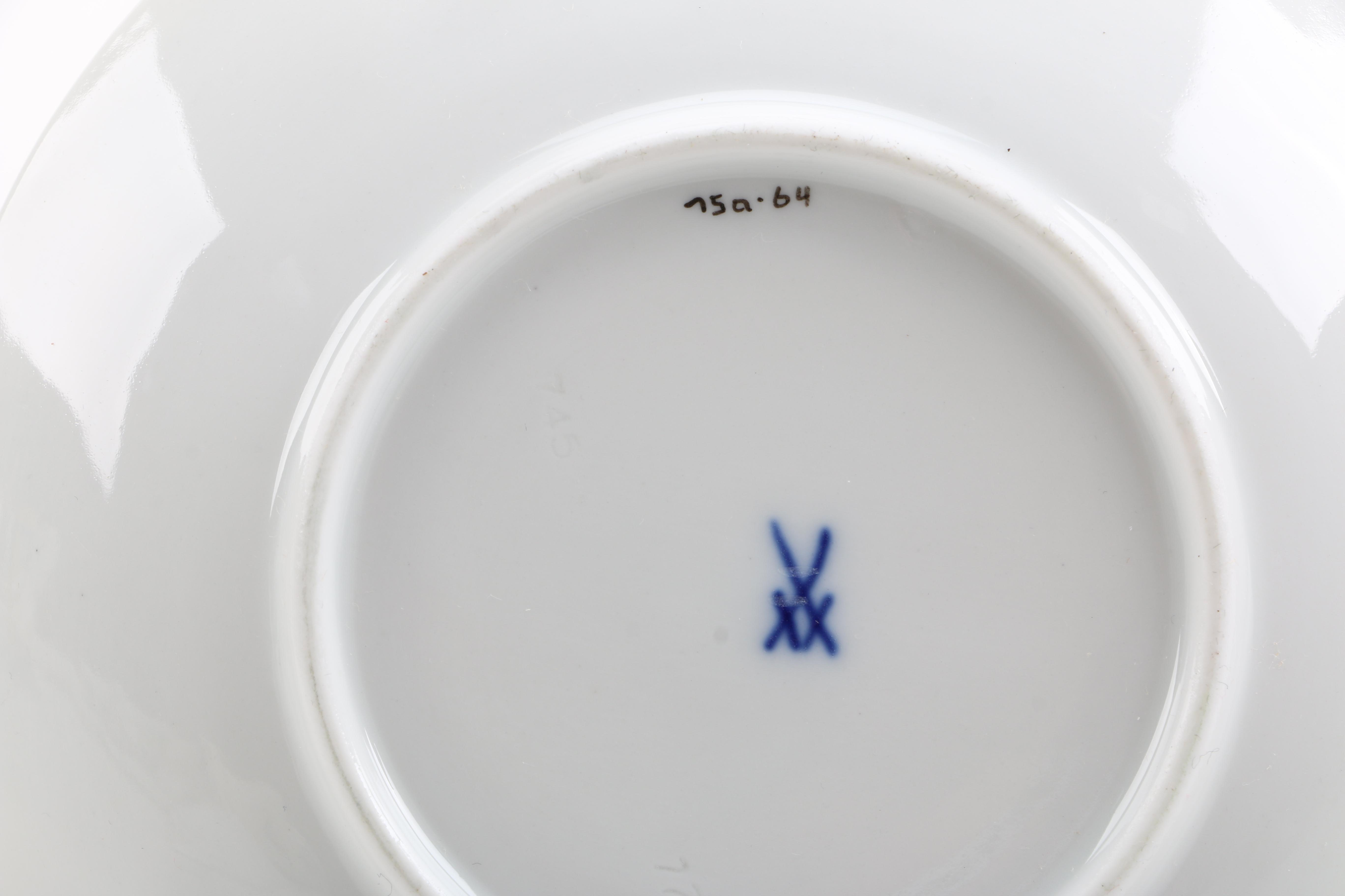 Porcelain Teacups with Saucers Featuring Meissen "Green Ivy Leaf"