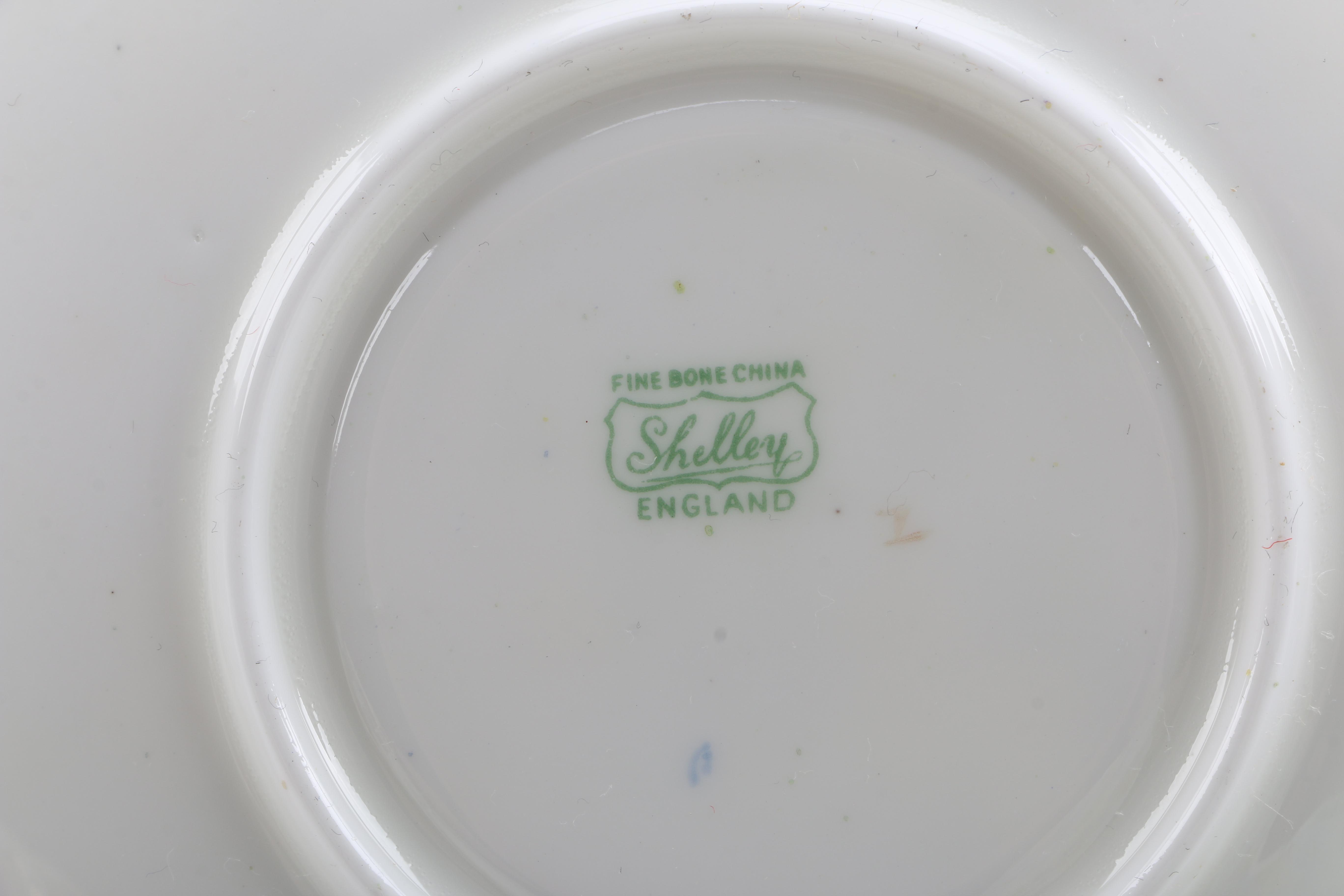 Porcelain Teacups with Saucers Featuring Meissen "Green Ivy Leaf"