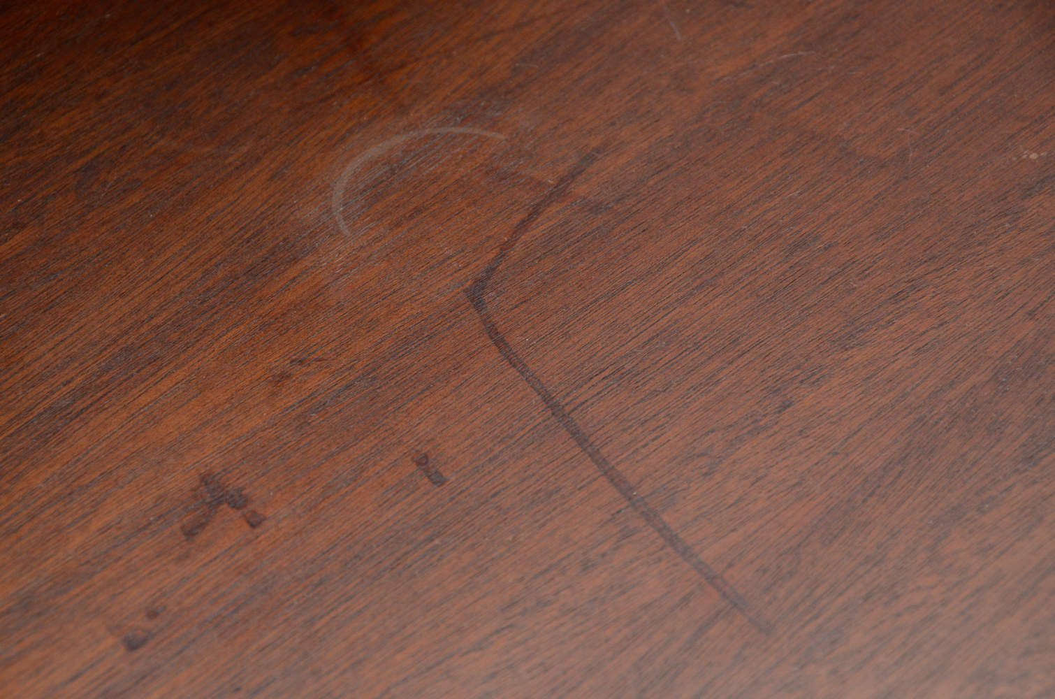 Hepplewhite Style Mahogany Chest of Drawers