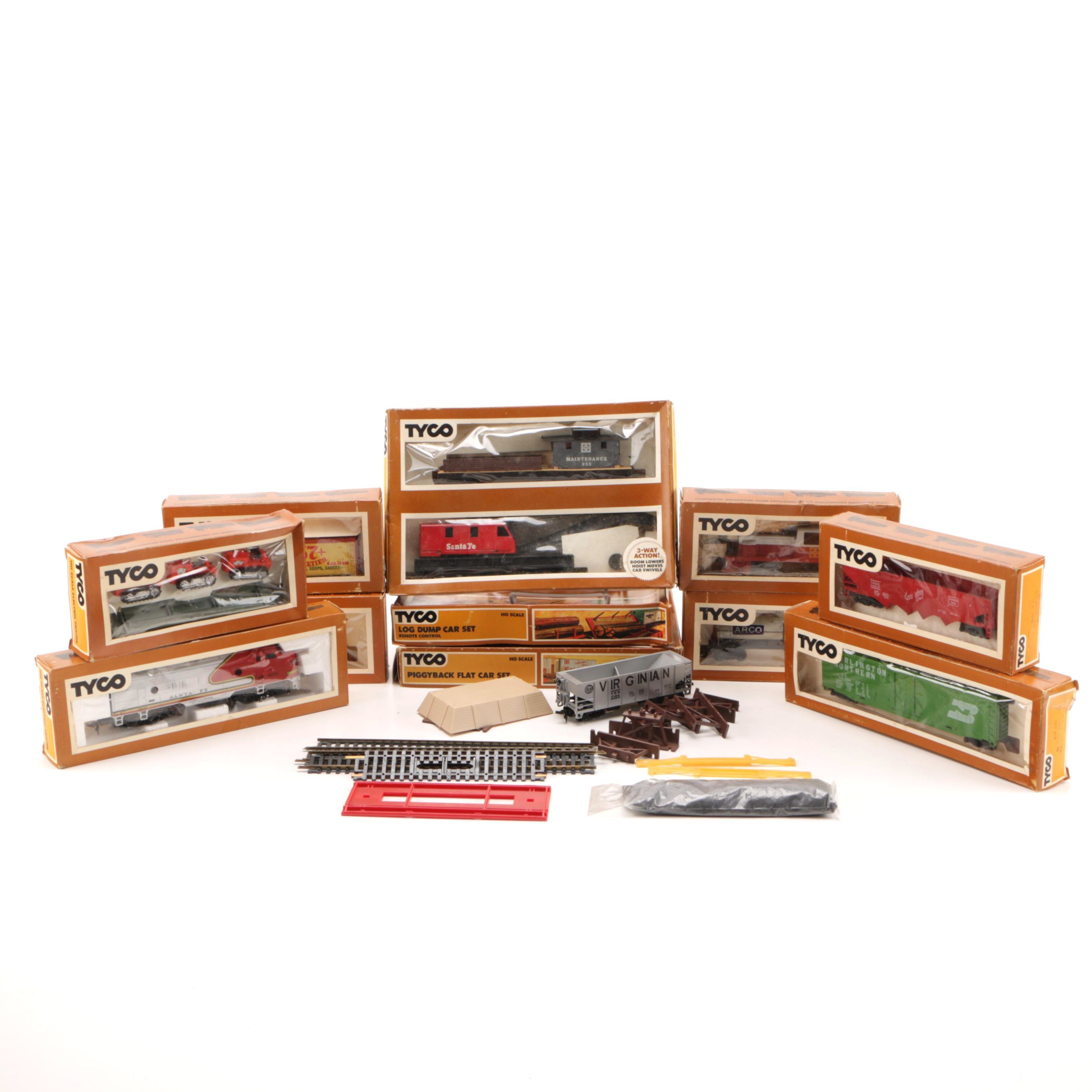1970s Tyco Model Train Cars and Accessories