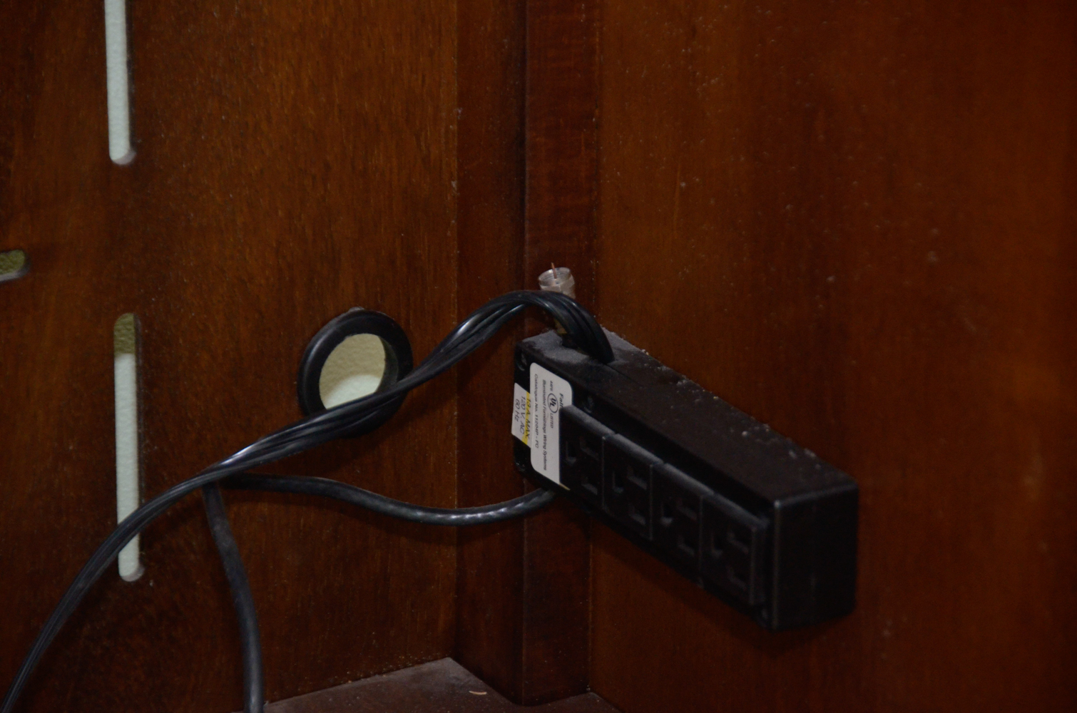 Arts and Crafts Style Media Center