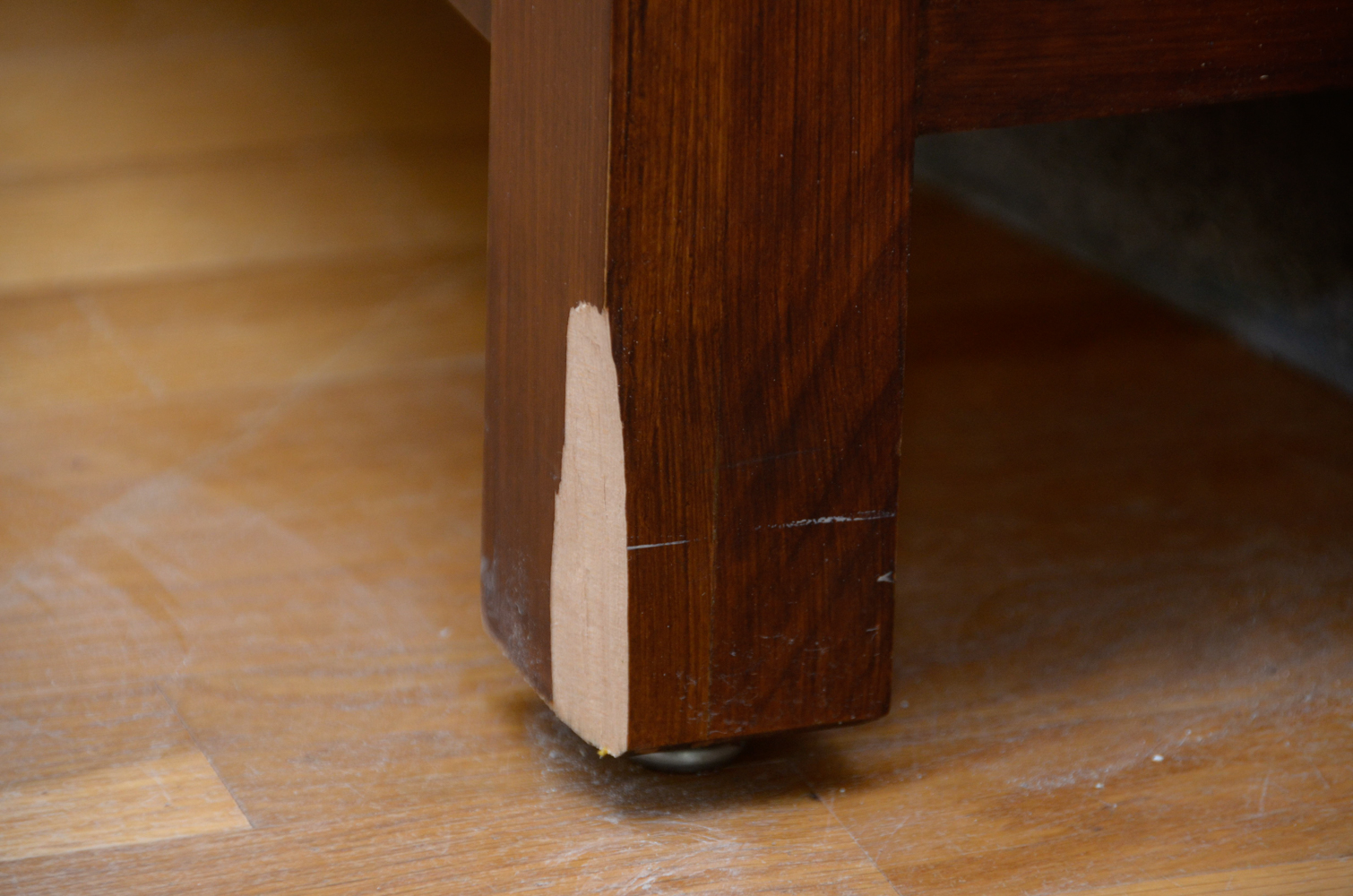 Arts and Crafts Style Media Center