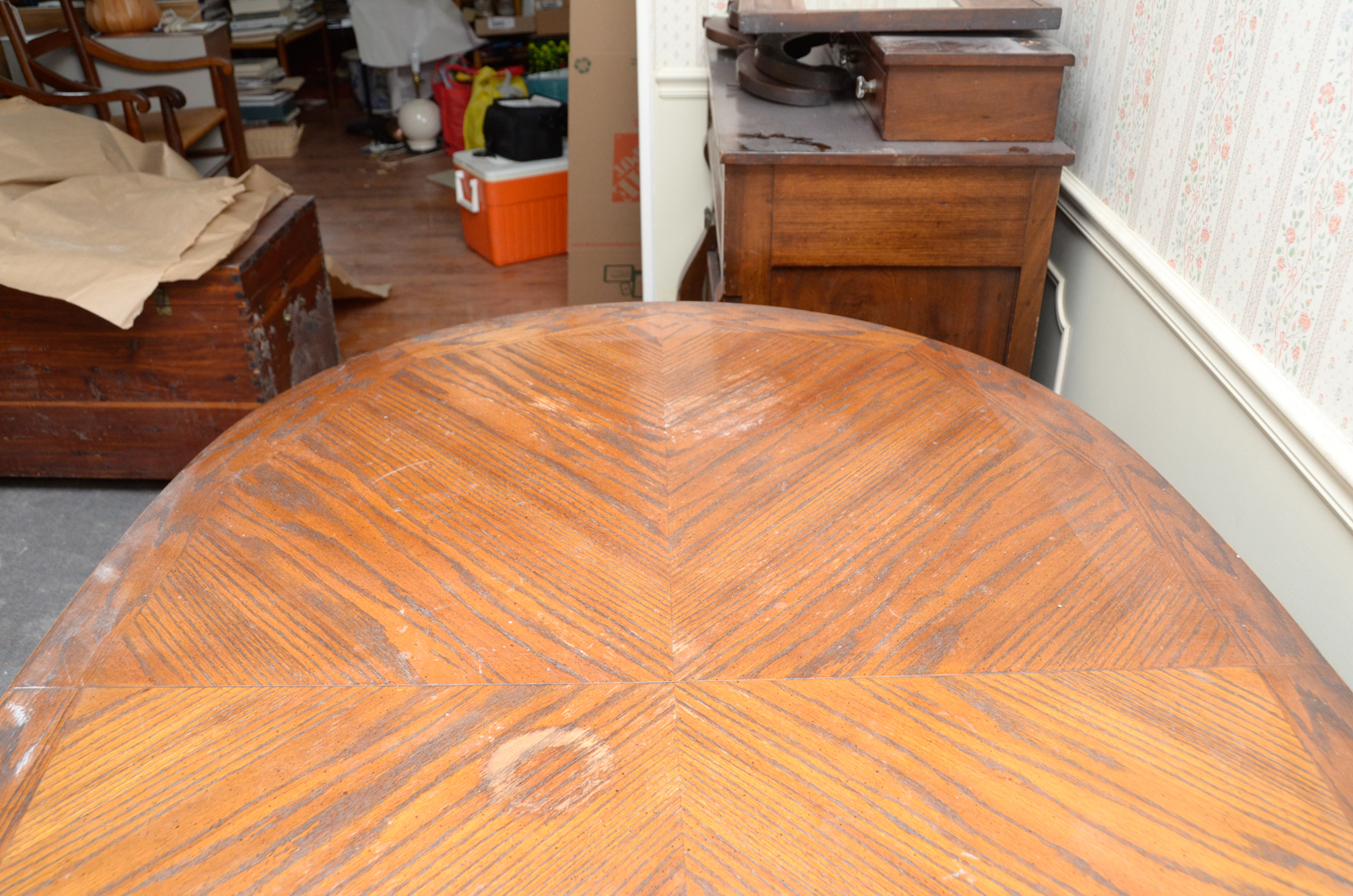 Hepplewhite Style Oak Dining Table