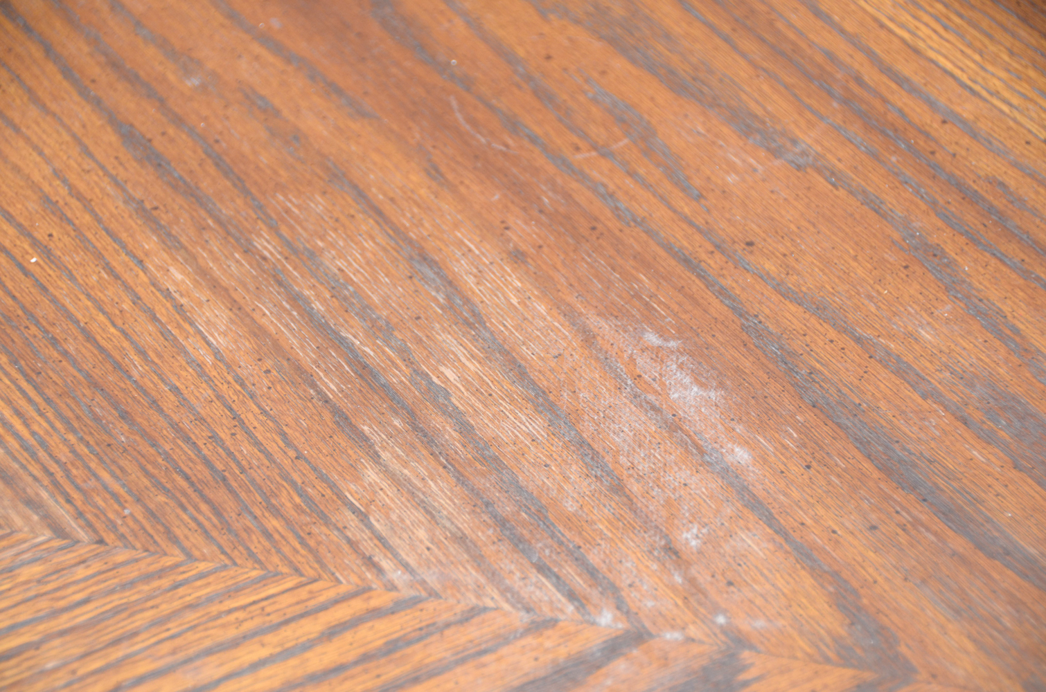 Hepplewhite Style Oak Dining Table