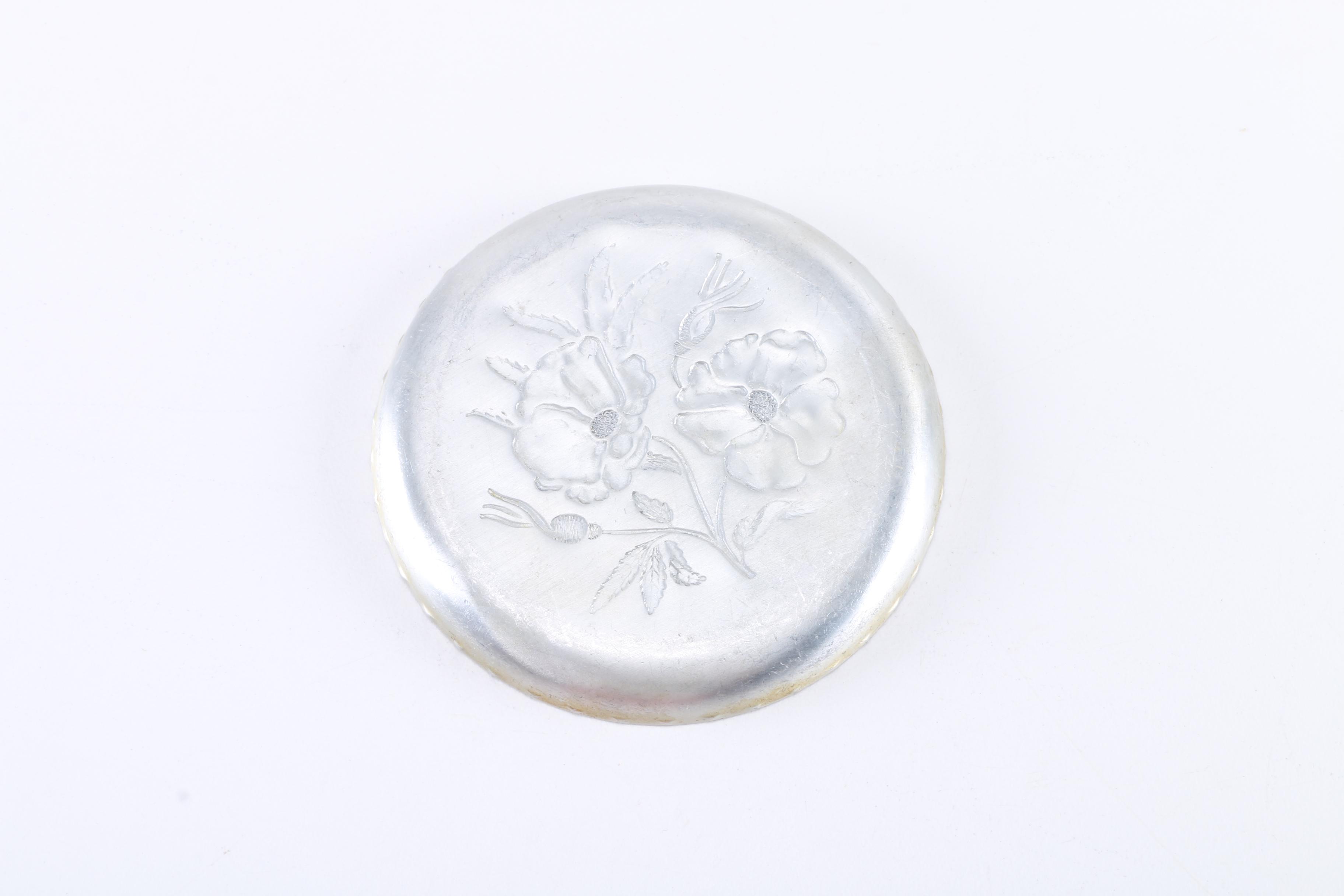 Hammered Aluminum Serve Ware