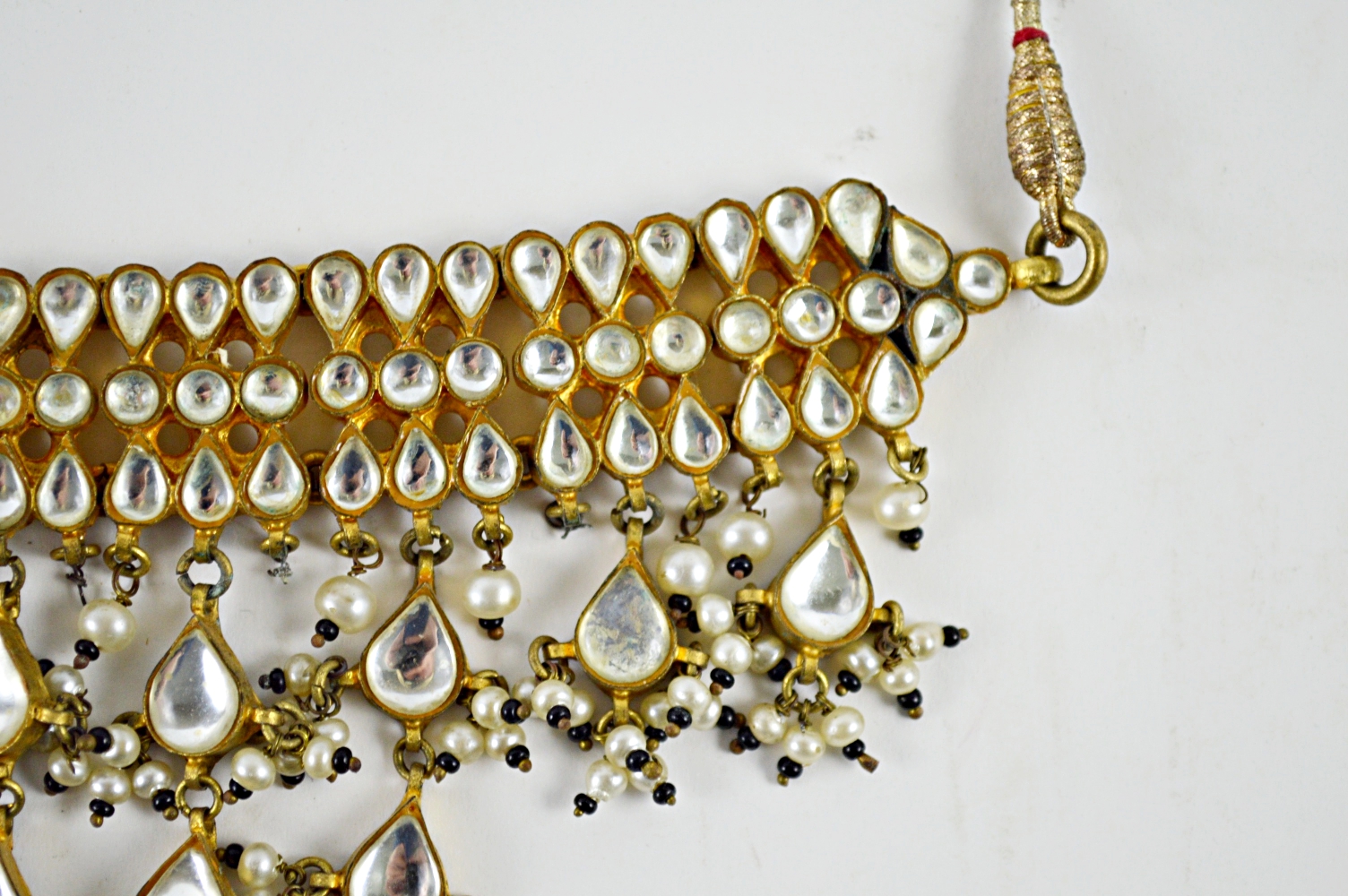 Kundan Style Bib Necklace