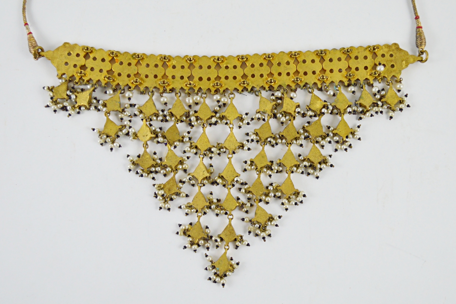 Kundan Style Bib Necklace