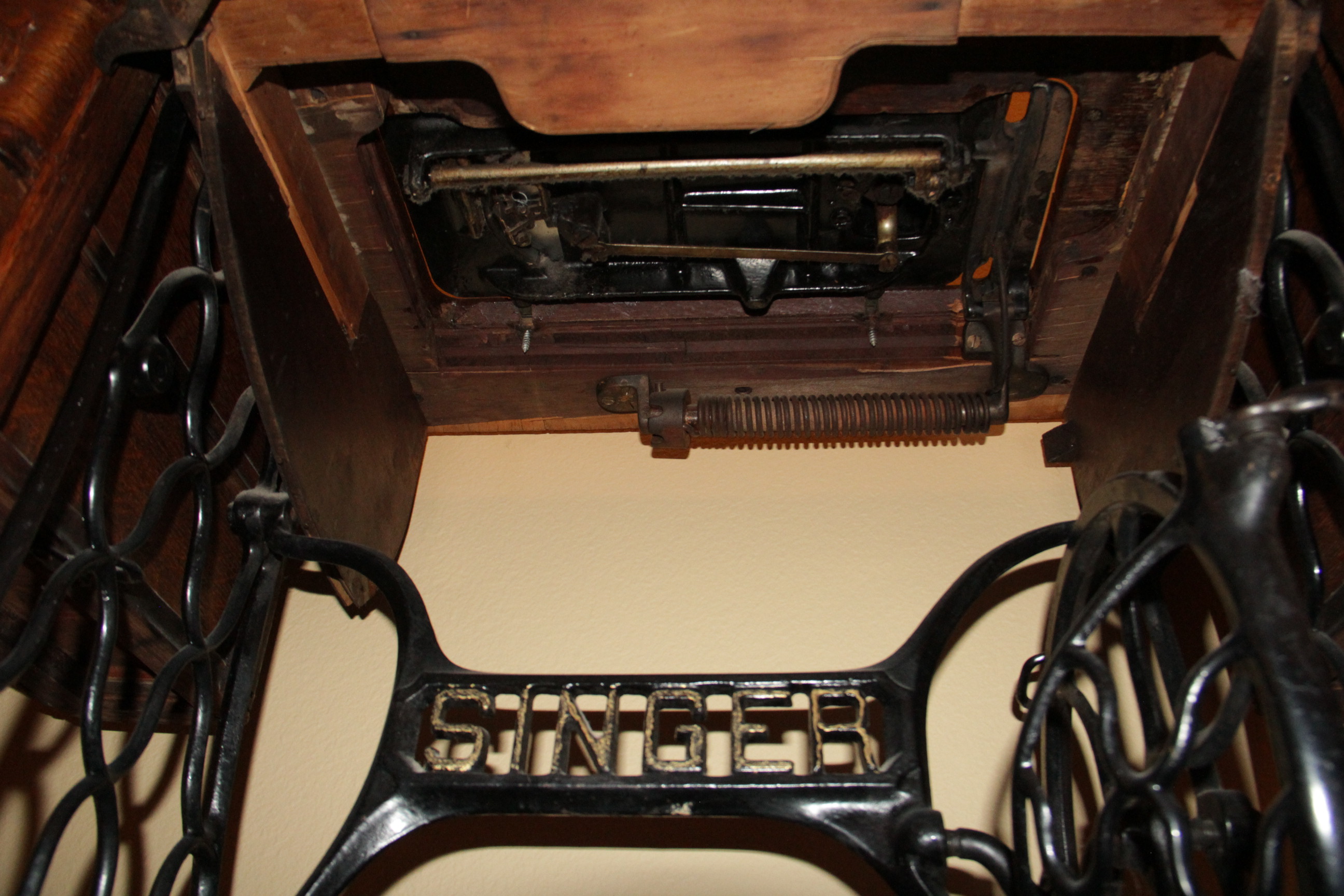 Antique Wooden Singer Sewing Machine and Table